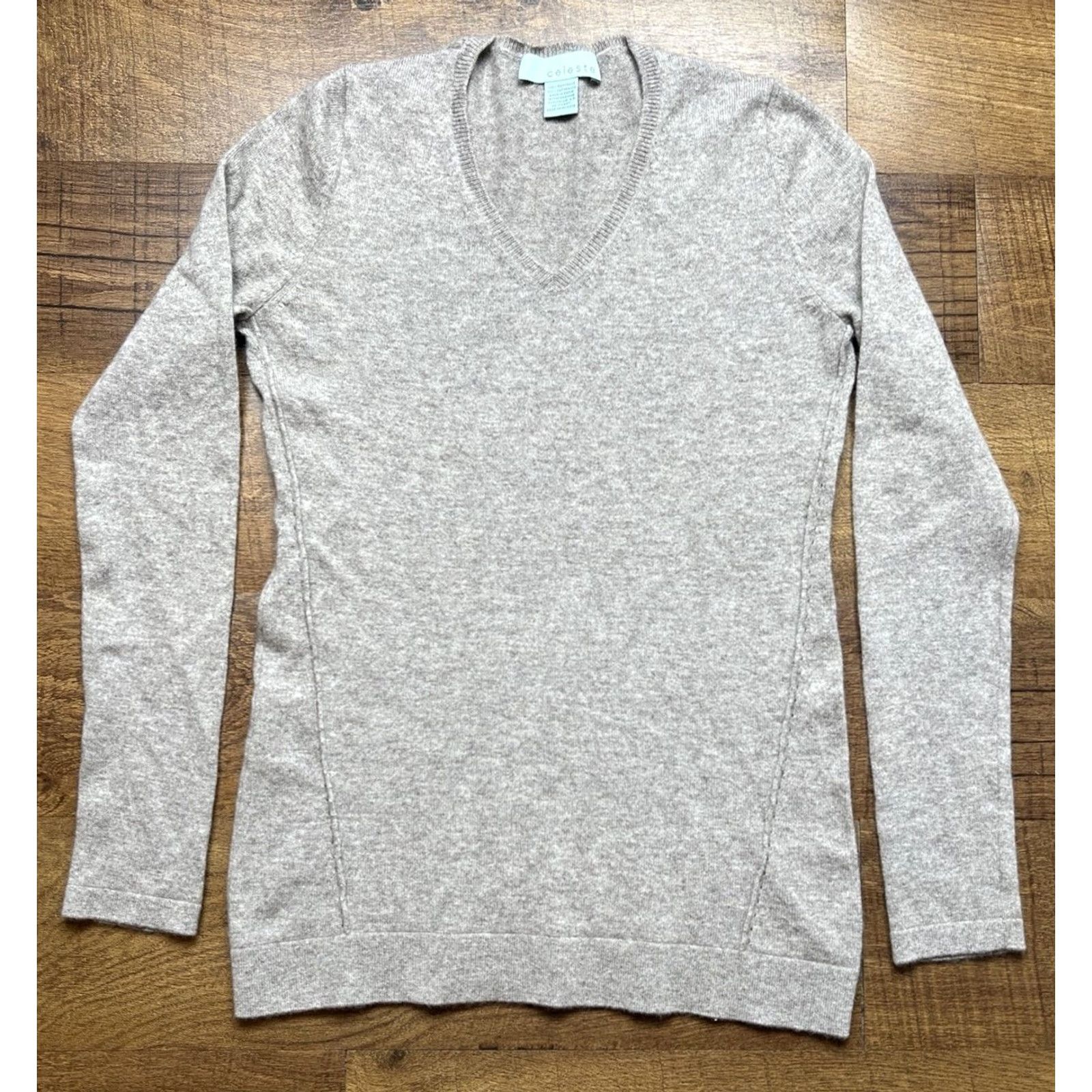 Vintage Celeste Tan 100% Cashmere V-Neck Sweater Womens Size S Household Pullover All Seasons Breathable Size S / US 4 / IT 40 - 2 Thumbnail