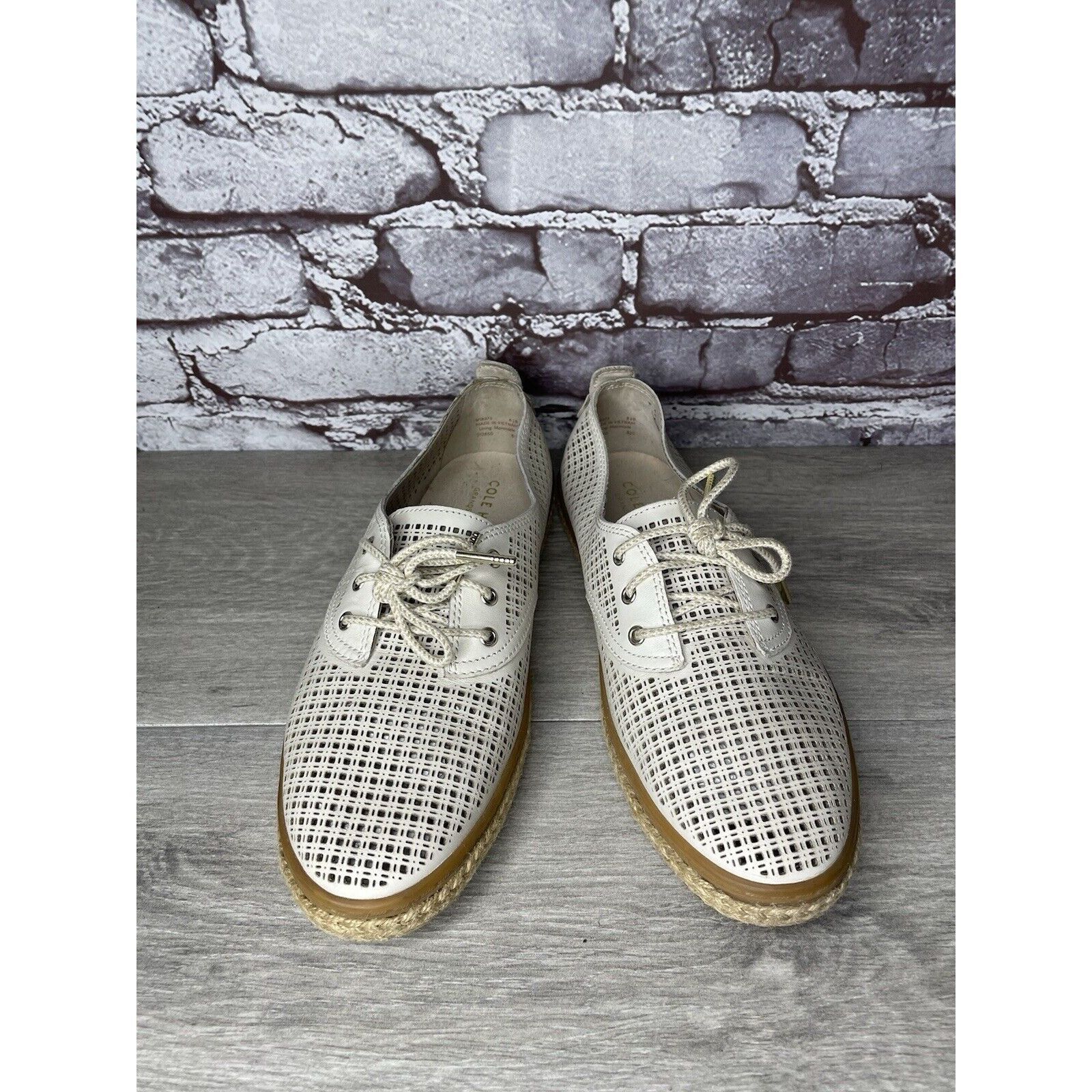 Cole Haan Cole Haan Ivory Leather Perforated Espadrilles Comfort Shoes Size US 8.5 / IT 38.5 - 21 Thumbnail
