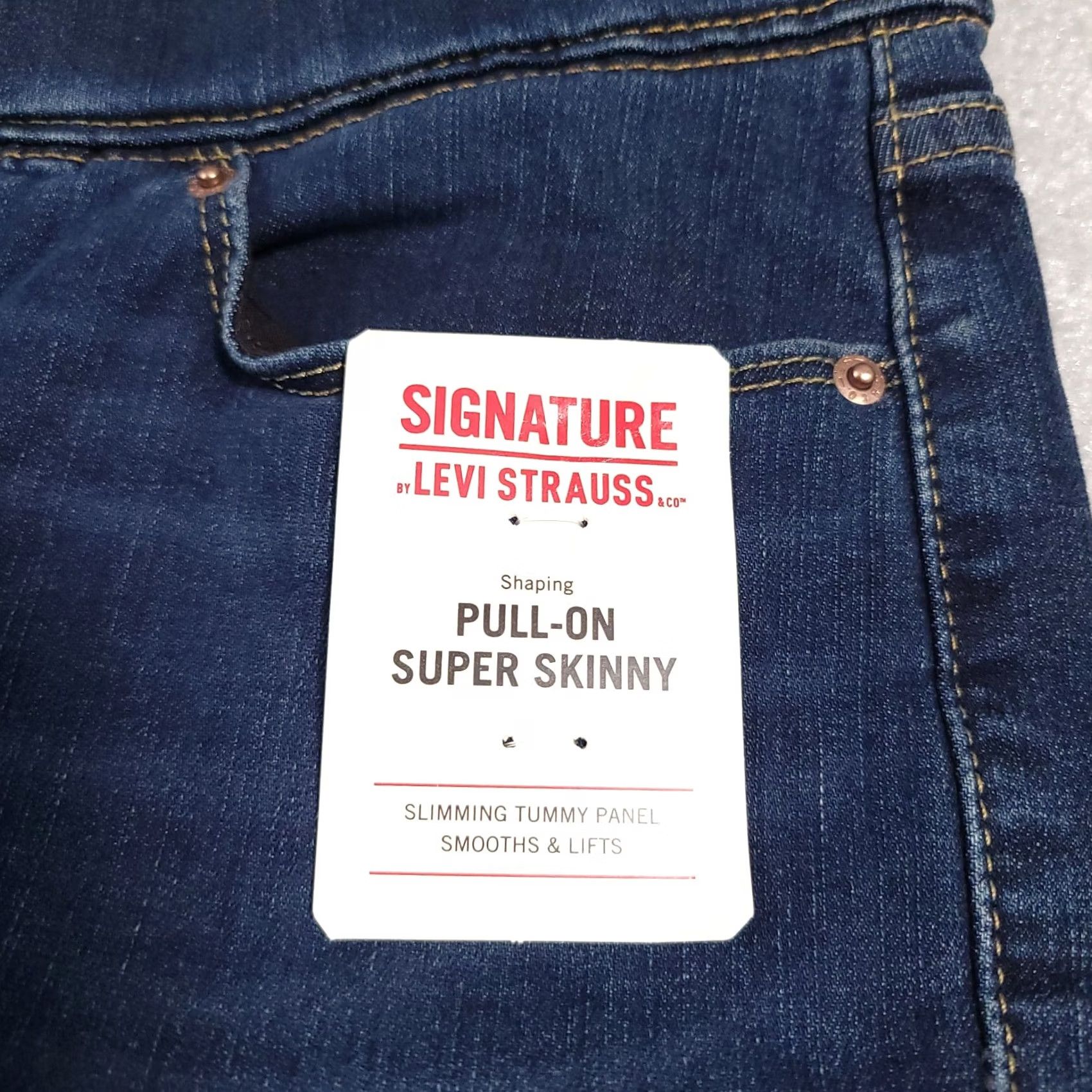 Levi's VINTAGE? No. Levi's Shaping Pull-On Jeans Women Skinny 4 W27 Denim Blue 5-Pocket Zipper Modern? Size 27" / US 4 / IT 40 - 4 Thumbnail