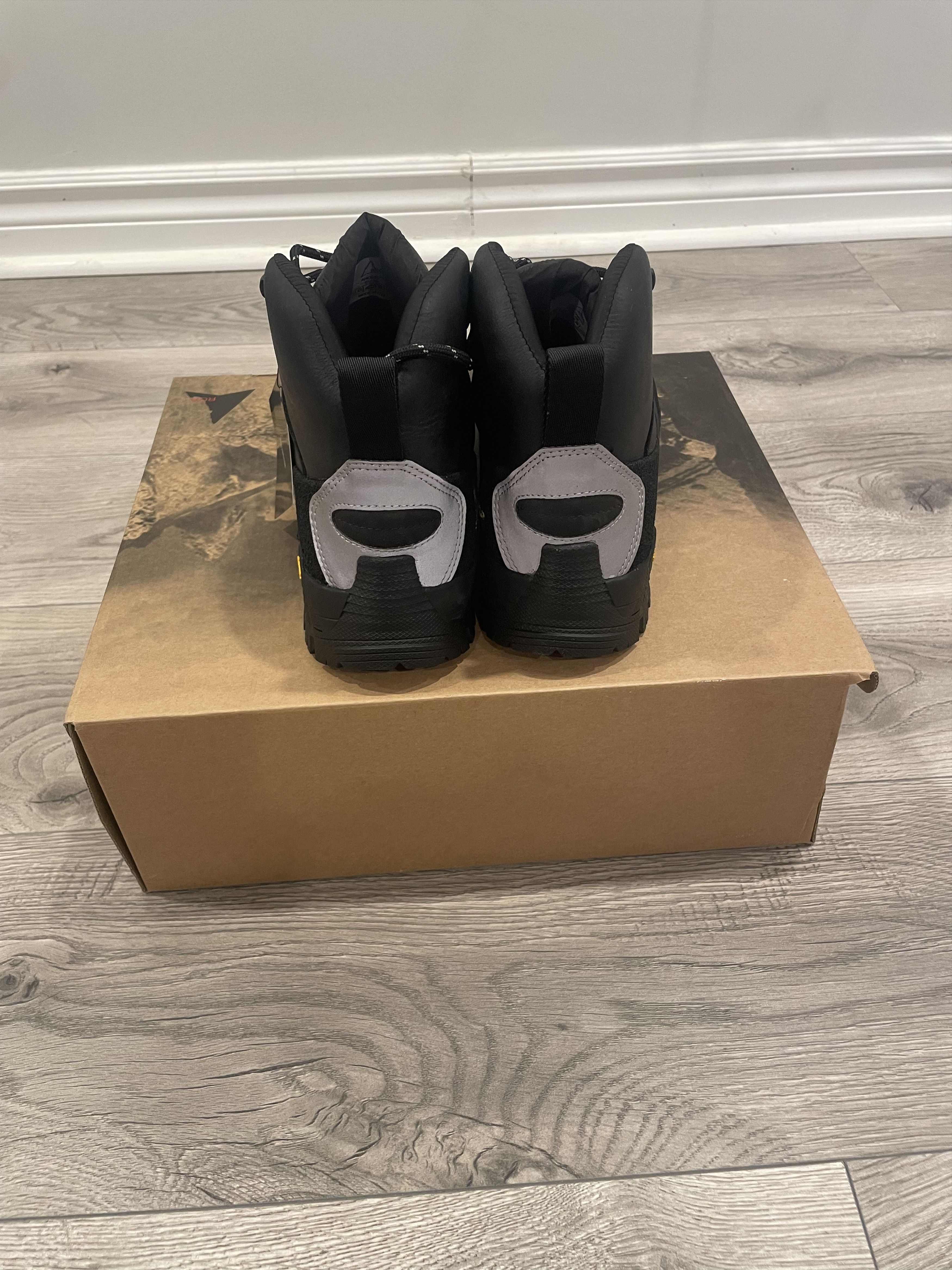 JJJJound × ROA Roa Andreas x JJJJound black outdoor terrain boot Size US 6 / EU 39 - 12 Thumbnail