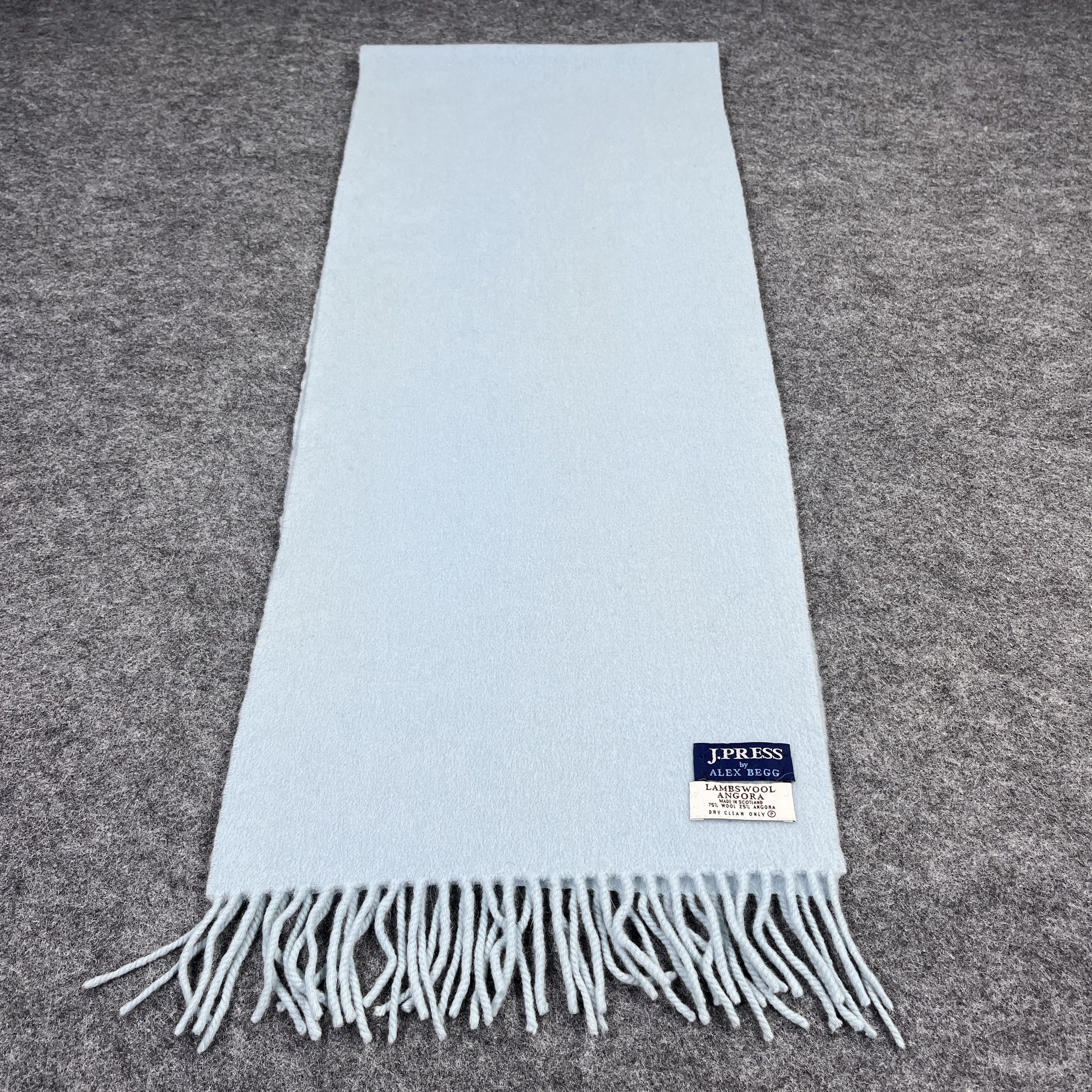 J. Press J. Press Scarf / Muffler / Neckwear T924 Size ONE SIZE - 2 Thumbnail