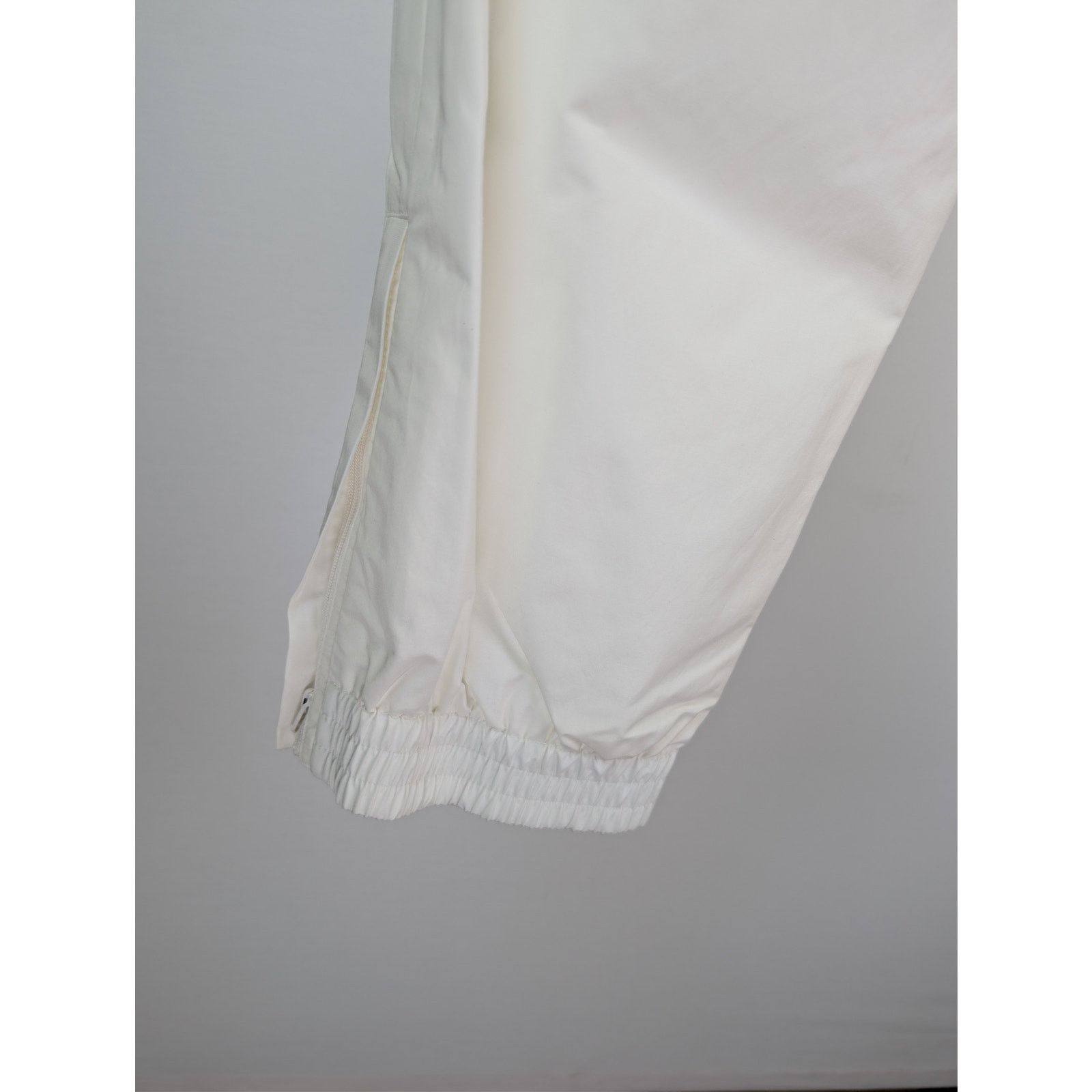 Balenciaga o1rshd1 Regular Tracksuit Pants in White Size US 32 / EU 48 - 17 Thumbnail