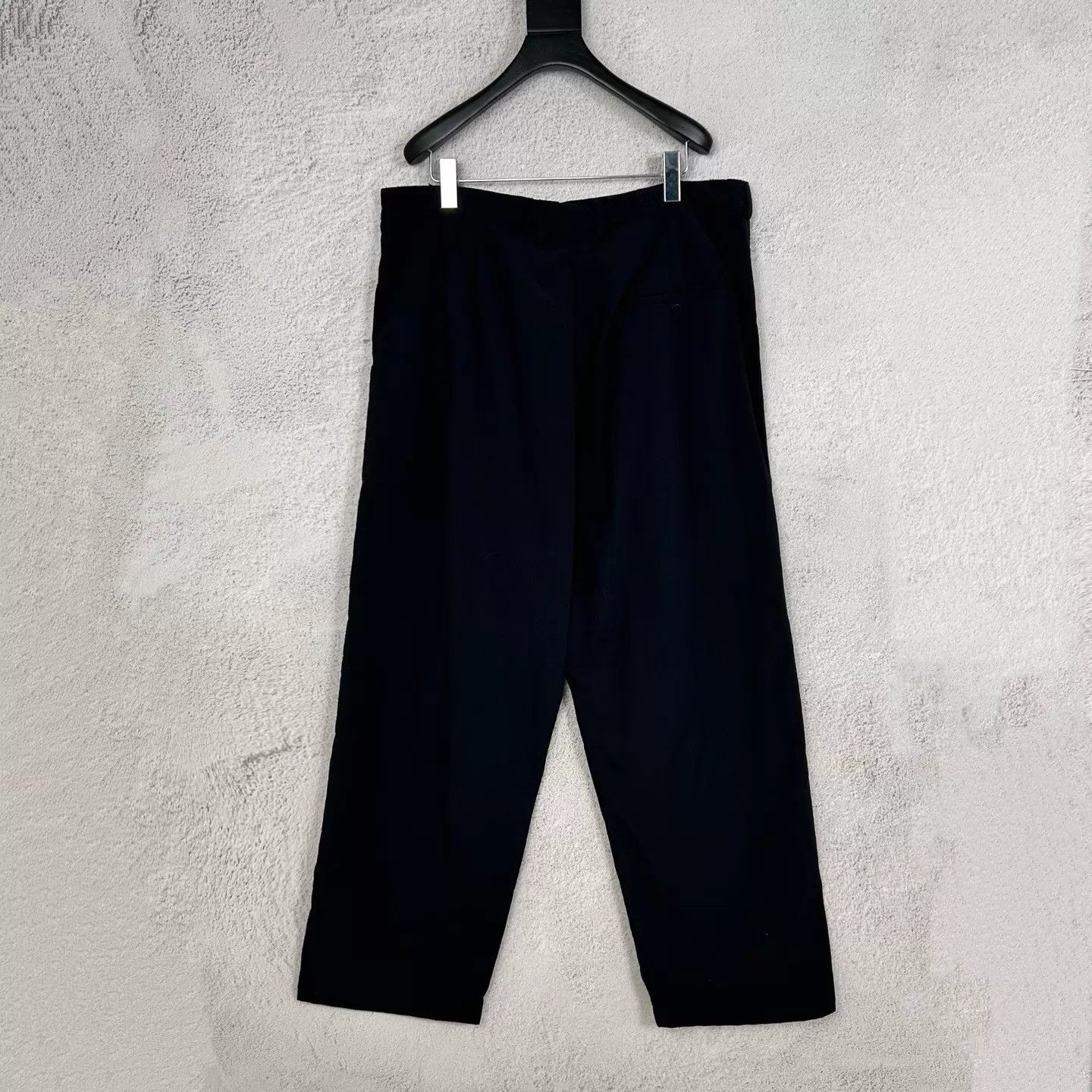 Balenciaga BALENCIAGA large fit high-waist black pants XS Size US 28 / EU 44 - 2 Thumbnail