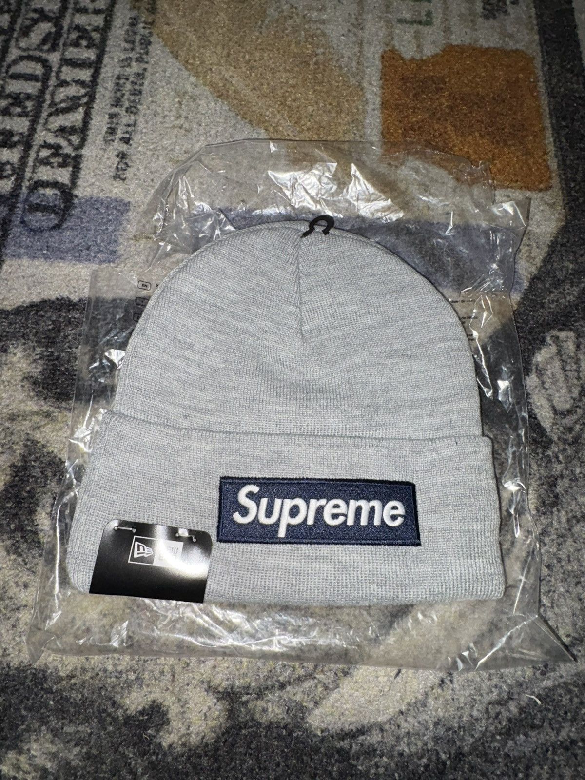 New Era × Supreme Supreme New Era Box Logo Beanie Grey Size ONE SIZE - 1 Thumbnail
