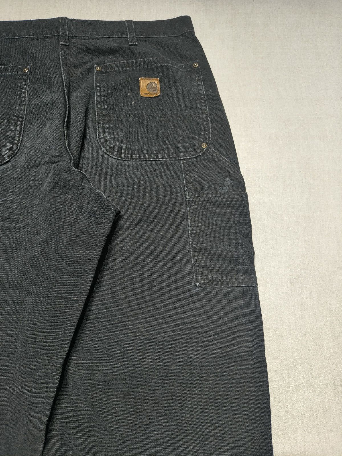 Carhartt DISTRESSED VINTAGE BLACK CARHARTT DOUBLE KNEE DENIM 🪚(016) Size US 34 / EU 50 - 3 Thumbnail