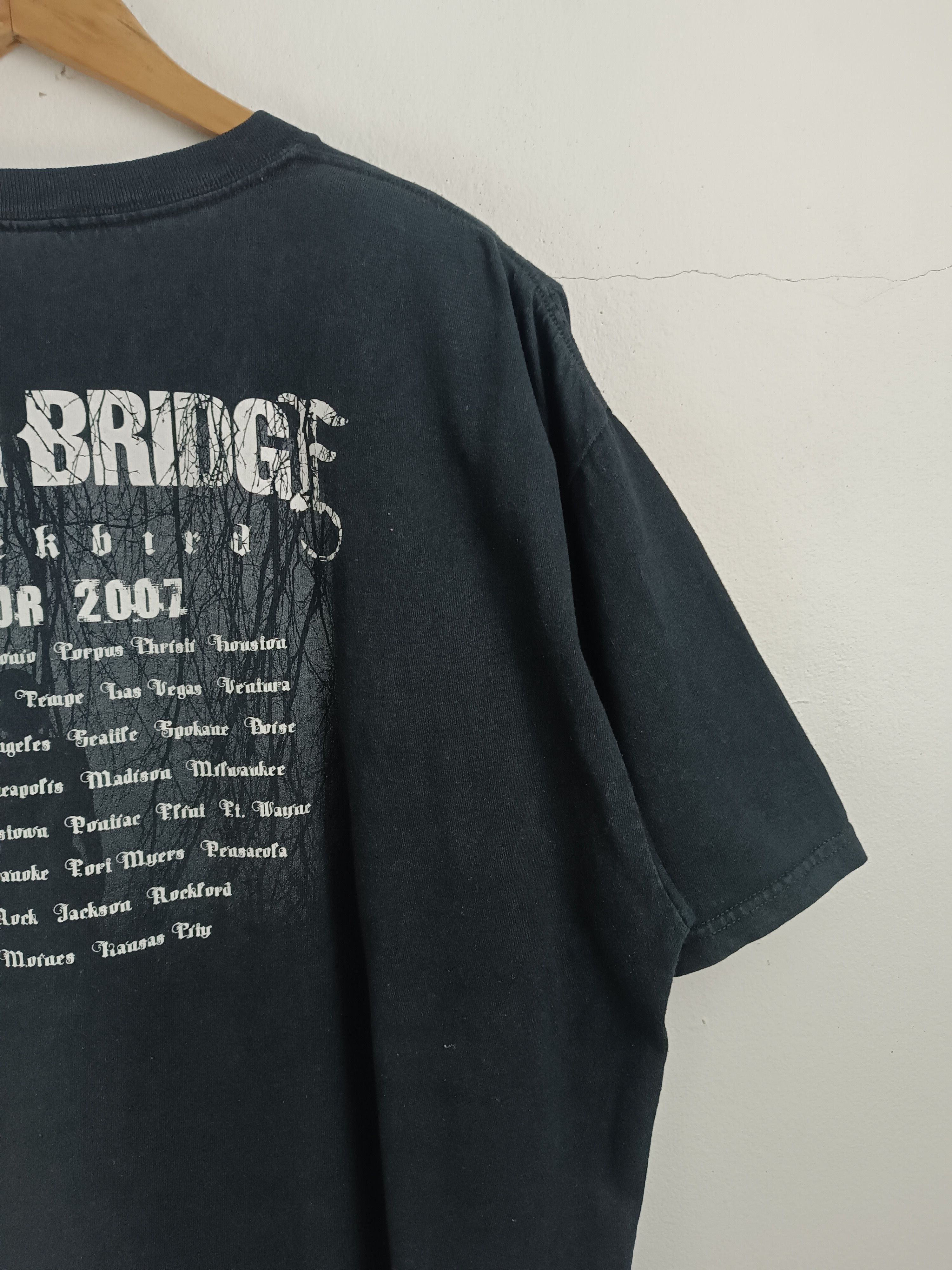 Vintage VINTAGE '07 ALTER BRIDGE TOUR TEE BENJAMIN CREED POD Size US XXL / EU 58 / 5 - 11 Thumbnail