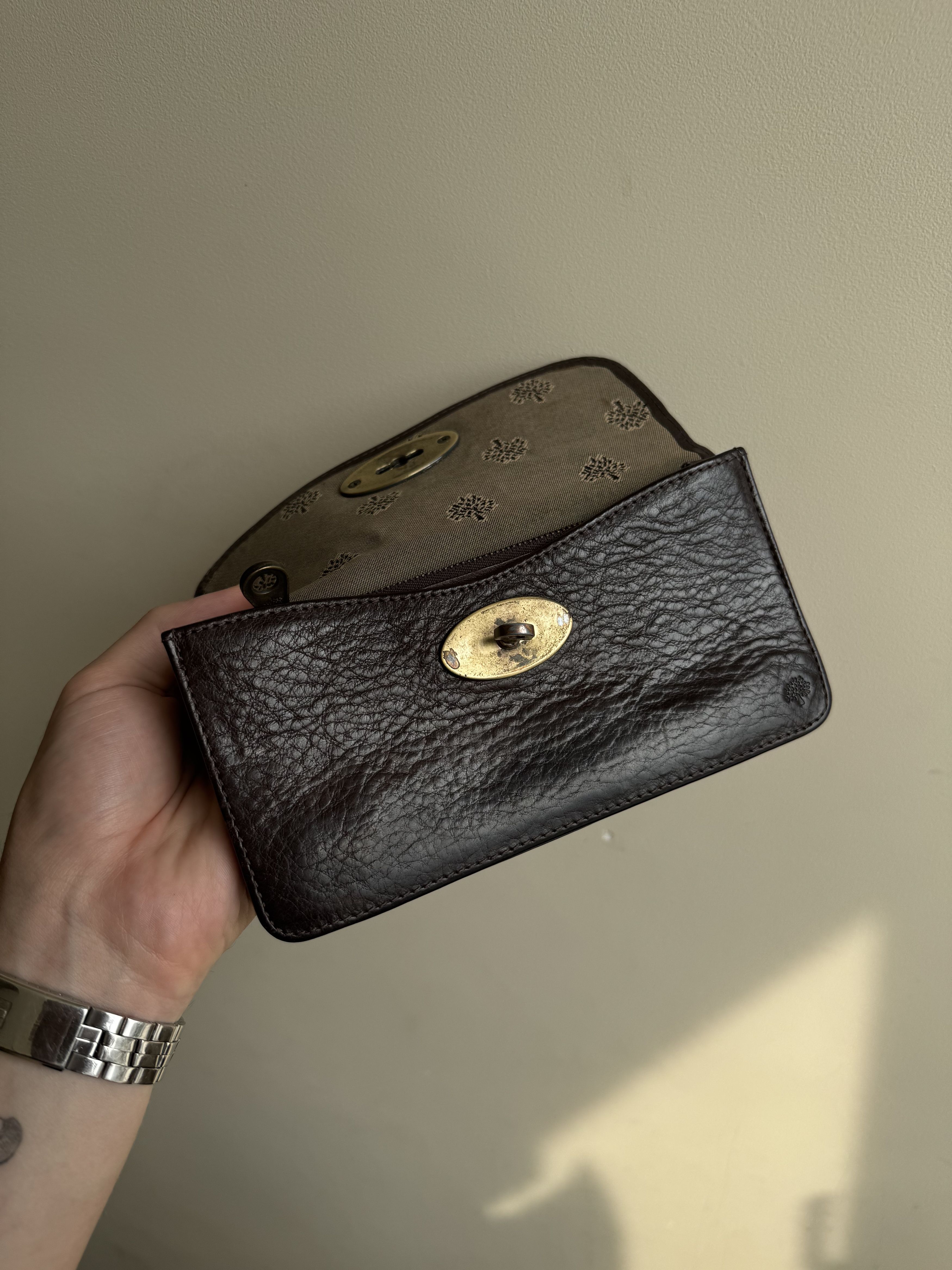 Mulberry Vintage Mulberry Long Postman Lock Wallet Purse Oak Brown Size ONE SIZE - 11 Thumbnail