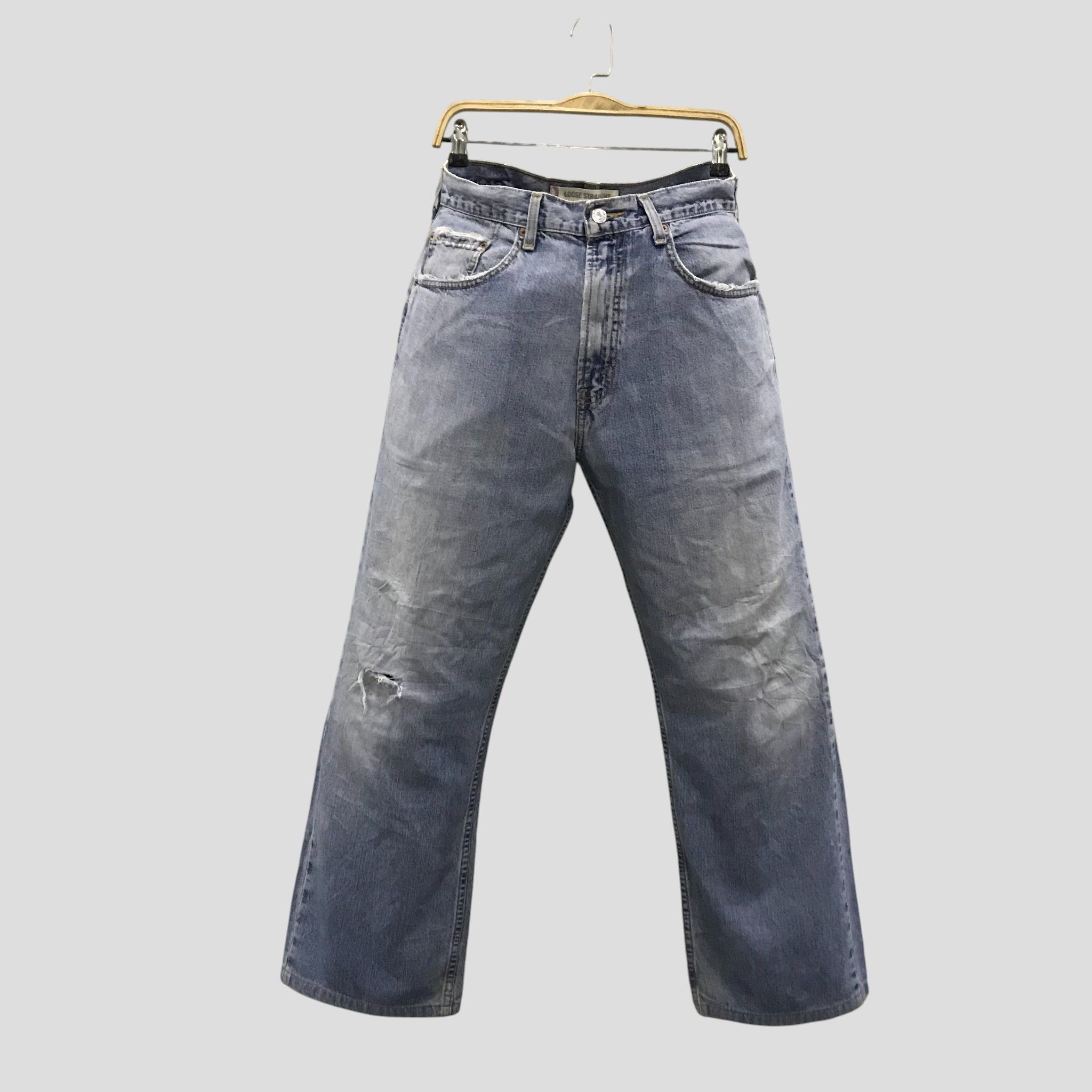 Levi's Vintage Levi’s 569 Loose Straight Light Wash Distressed Size US 34 / EU 50 - 1 Thumbnail