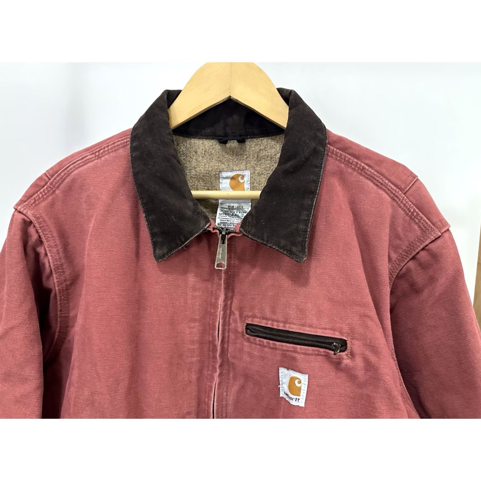 Carhartt VTG Carhartt Women's Salmon Rose Blanket Sherpa Lined Detroit Canvas Jacket XL Bomber Jacket Rose Womens XL Size XL / US 12-14 / IT 48-50 - 4 Thumbnail