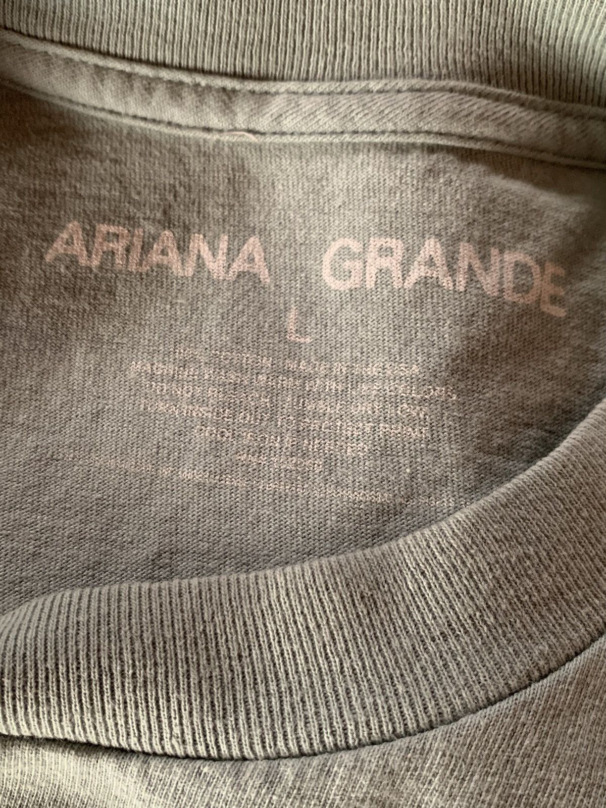 Band Tees *RARE* Ariana Grande Positions Album Tour Art Portrait Shirt Size US L / EU 52-54 / 3 - 6 Thumbnail