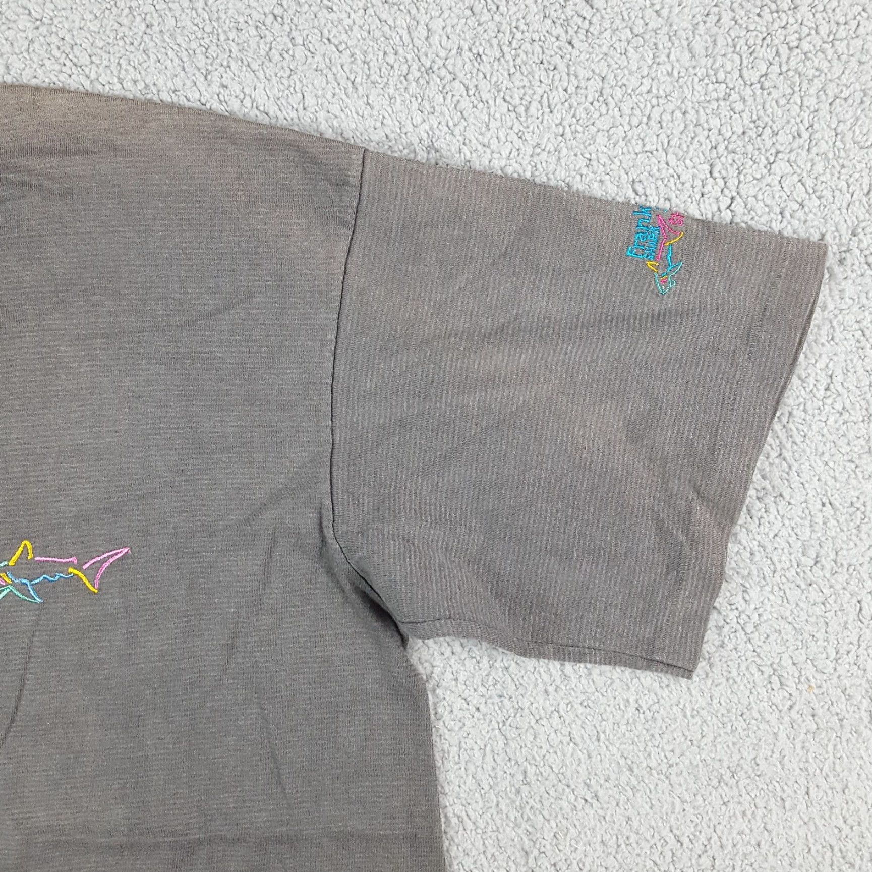 Logo 7 VINTAGE Greg Norman Golf Shark Logo T-Shirt Men's Large Gray 90s Y2K Casual Grunge Embroidered Size US L / EU 52-54 / 3 - 4 Thumbnail