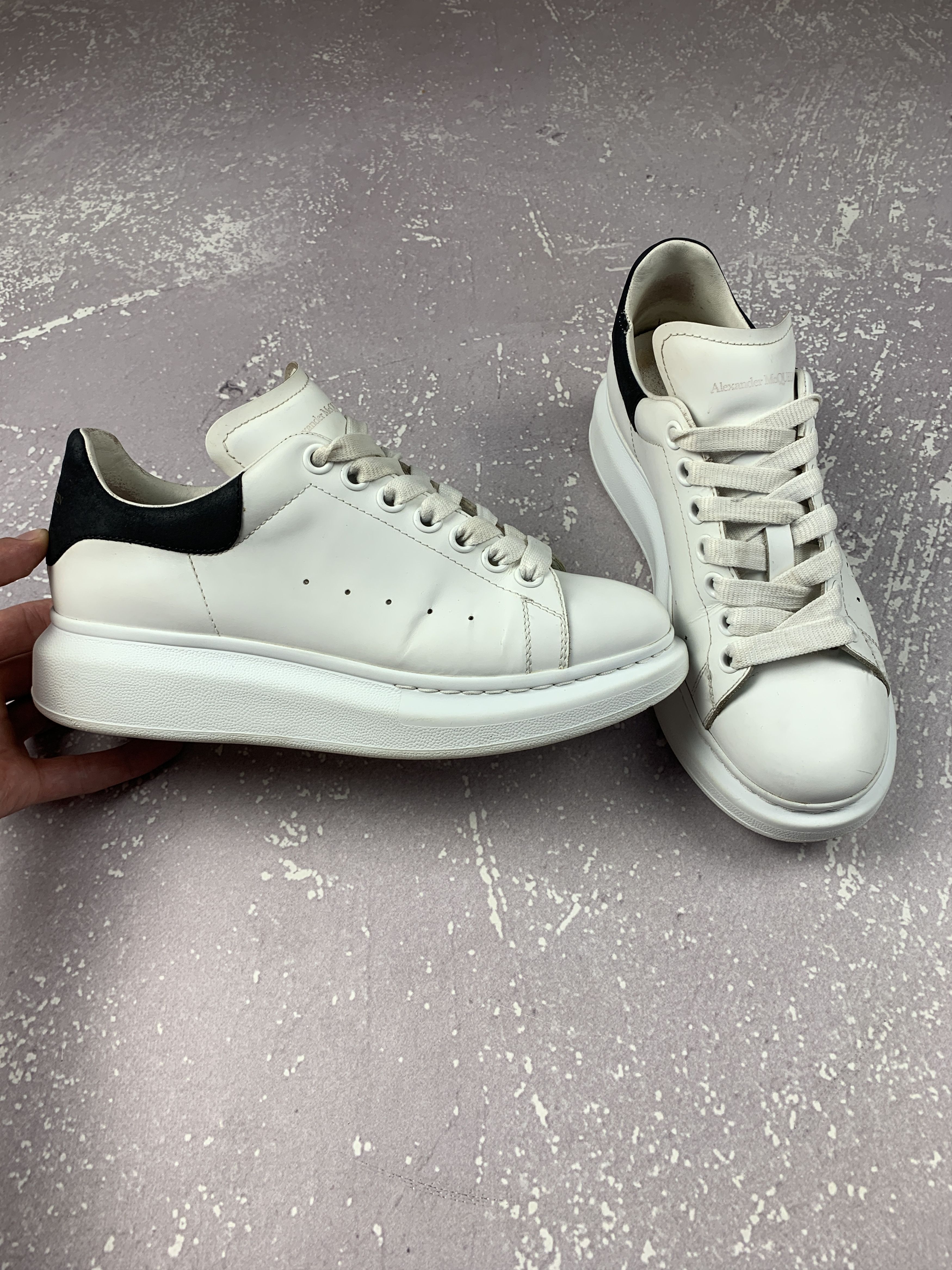 Alexander McQueen Alexander McQueen Oversize Sneakers Leather/Suede 39 1/2 Size US 6.5 / EU 39-40 - 2 Thumbnail