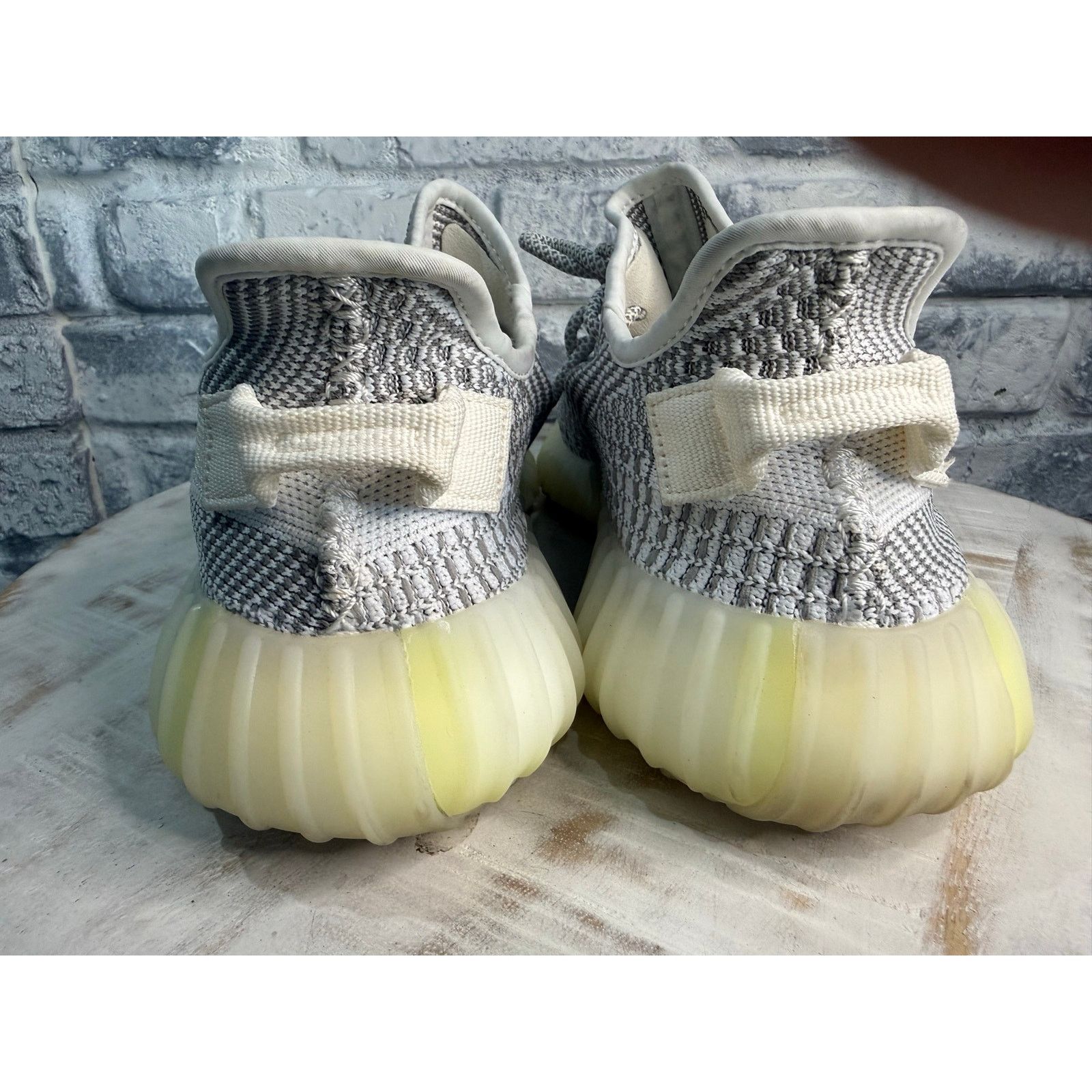 Adidas × Yeezy Adidas Yeezy Boost 350 V2 Static (Non-Reflective) Size 7 Size US 7 / EU 40 - 4 Thumbnail