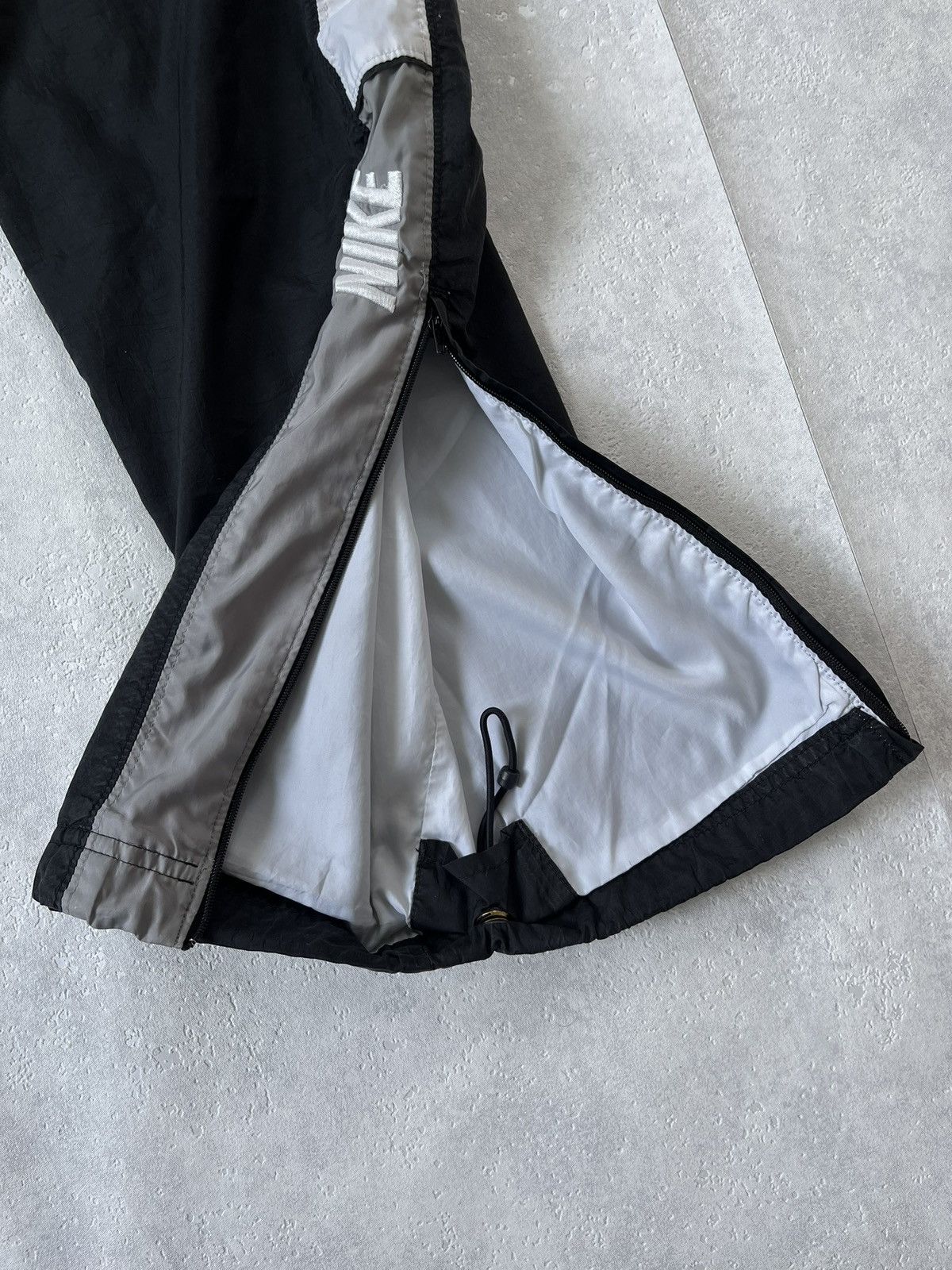 Nike × Vintage 90s Nike Embroidered Logo Vintage Y2K Parachute Nylon Pants Size US 32 / EU 48 - 5 Thumbnail