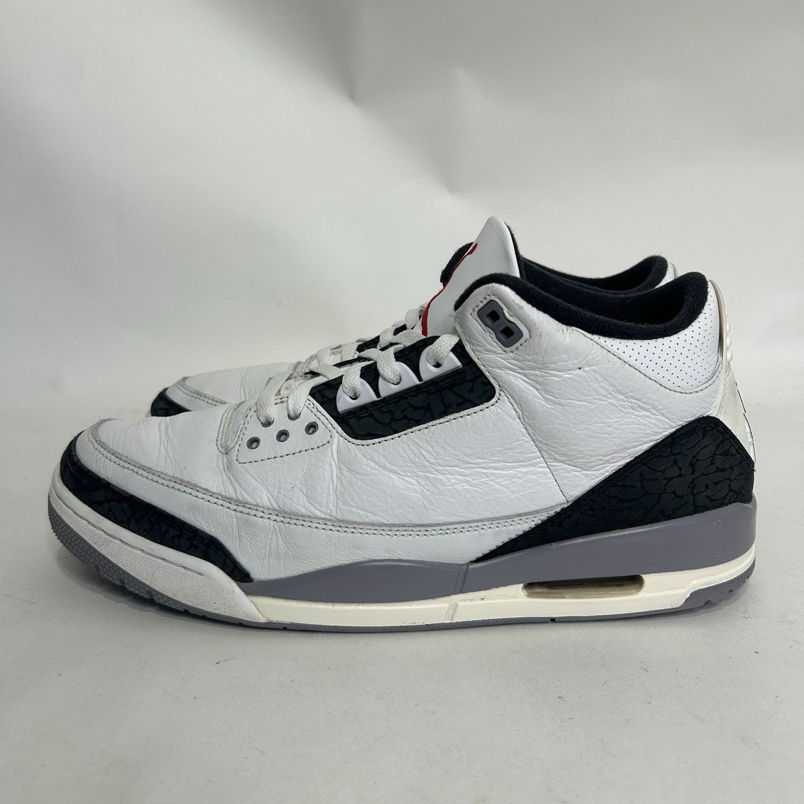 Nike Nike Air Jordan 3 Retro “Cement Grey White Fire Red” Size US 14 / EU 47 - 3 Thumbnail