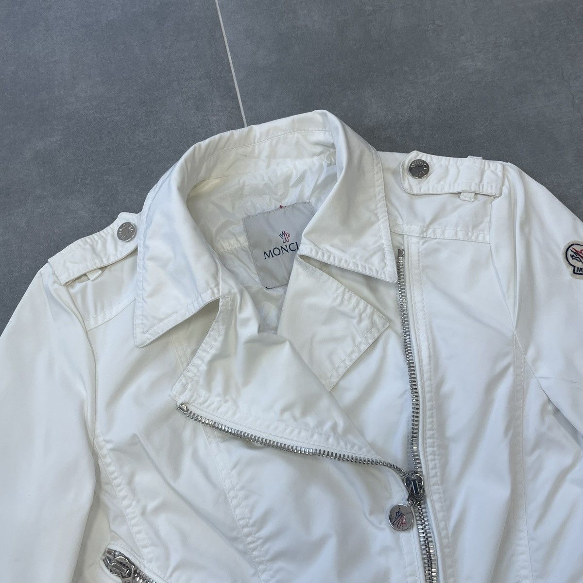 Moncler Authentic Moncler Coeur Jacket Size 1 (S) Size S / US 4 / IT 40 - 11 Thumbnail