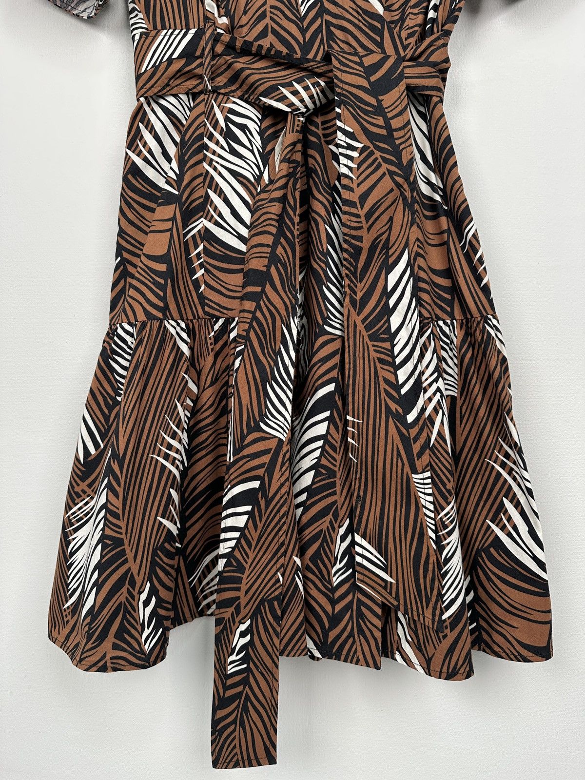 Karen Millen KAREN MILLEN Safari Jungle Print Belted Midi Dress UK 10 Size M / US 6-8 / IT 42-44 - 5 Thumbnail