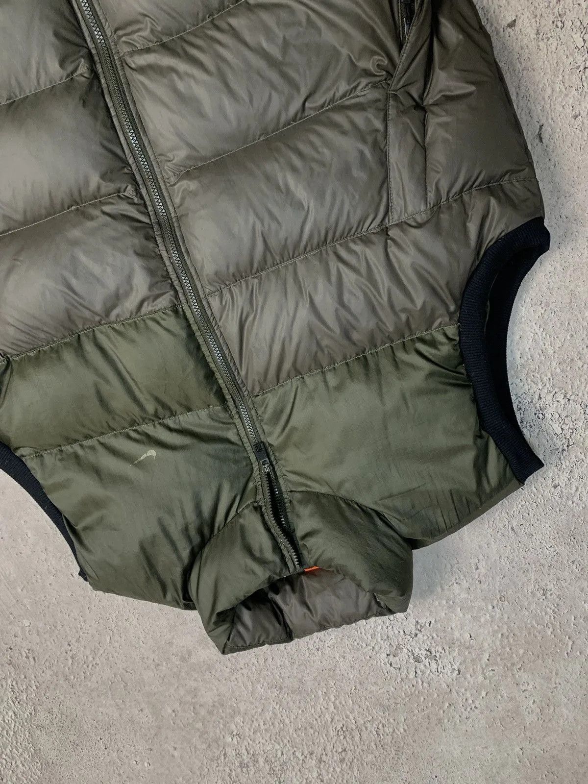 Nike Vintage Y2K Nike Down Waistcoat Jacket Puffer Black Nike Size US XXL / EU 58 / 5 - 5 Thumbnail