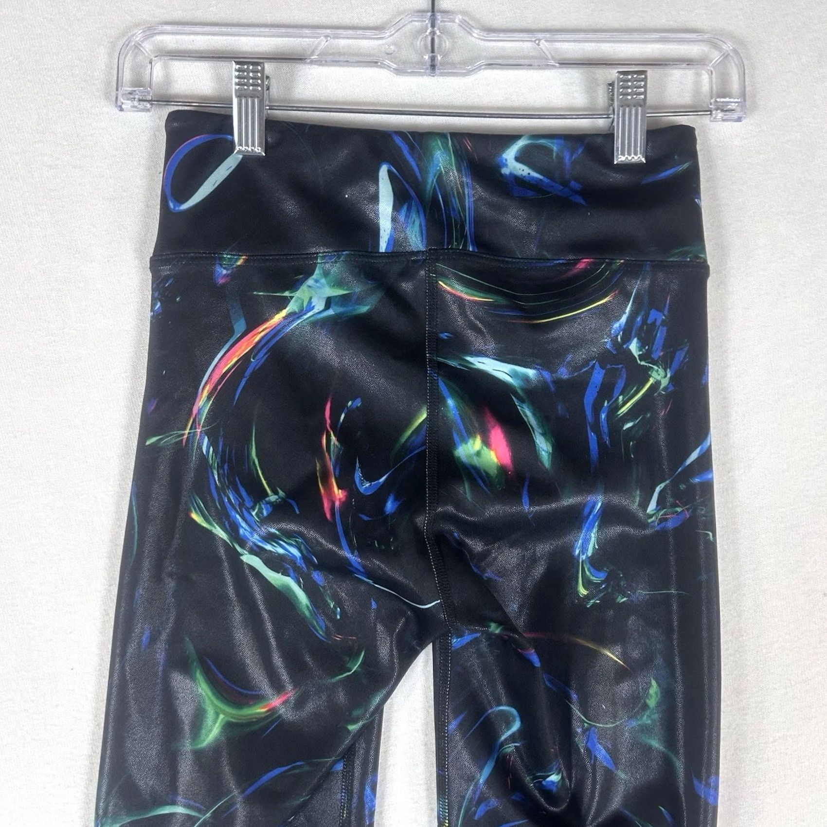 Vintage Heroine Sport Abstract Leggings Women S Black Metallic Shiney Stretch USA Size 28" / US 6 / IT 42 - 7 Thumbnail