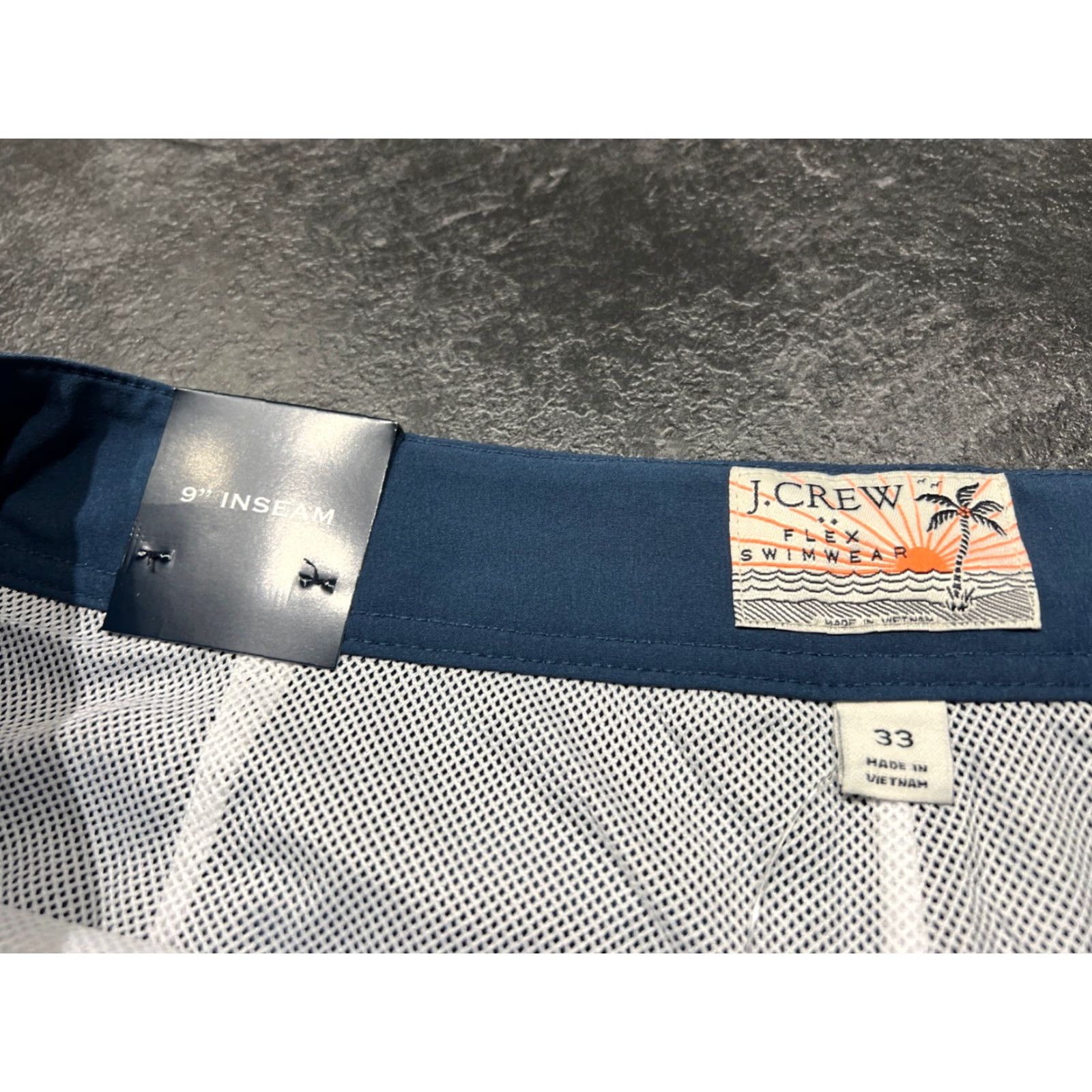 J.Crew J. Crew Board Shorts Men Swim Trunks Lined Blue Red Size 33 Inseam 9 | 9 Inseam | Regular Size 33 | Swim Bottom Style Size US 33 - 4 Thumbnail