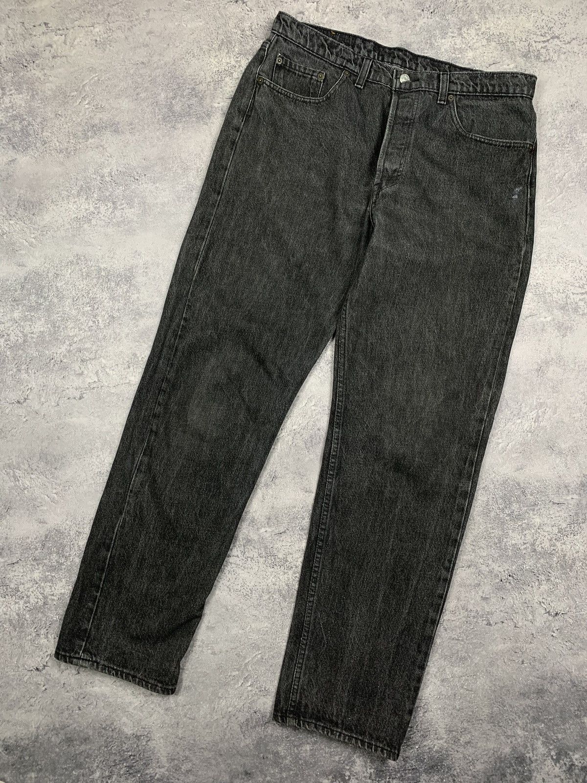 Levi's Vintage Levi’s 501 Red Tab Stonewashed Jeans Men’s Sz 36/32 Size US 36 / EU 52 - 8 Thumbnail