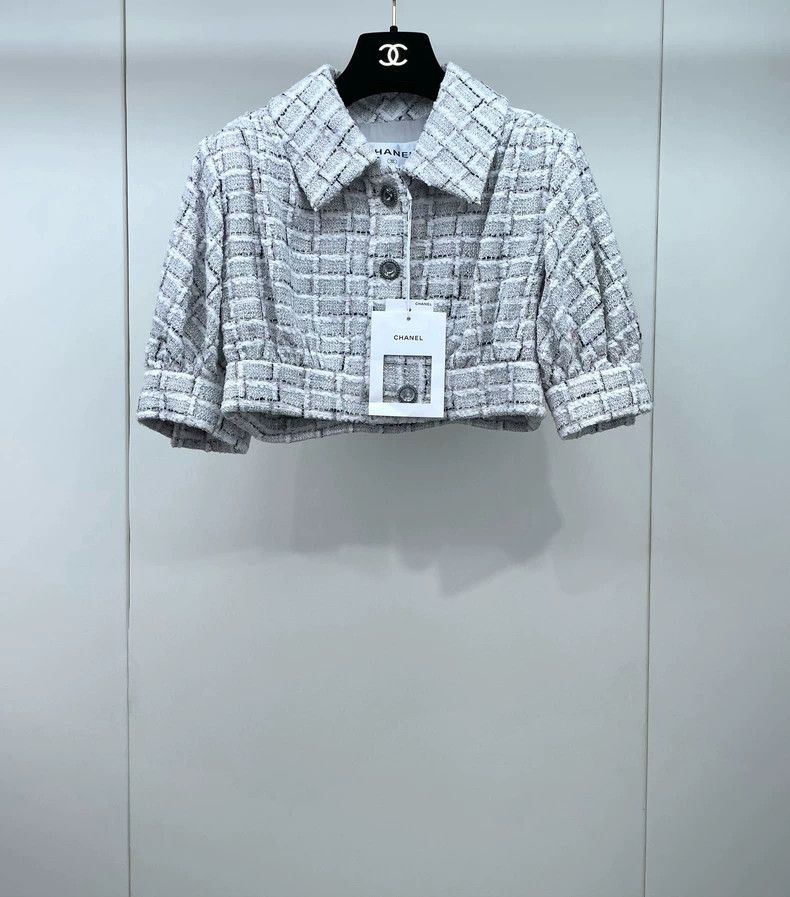 Chanel Chanel 22C vacation series plaid short jacket Size XXS / US 00 / IT 34 - 1 Thumbnail
