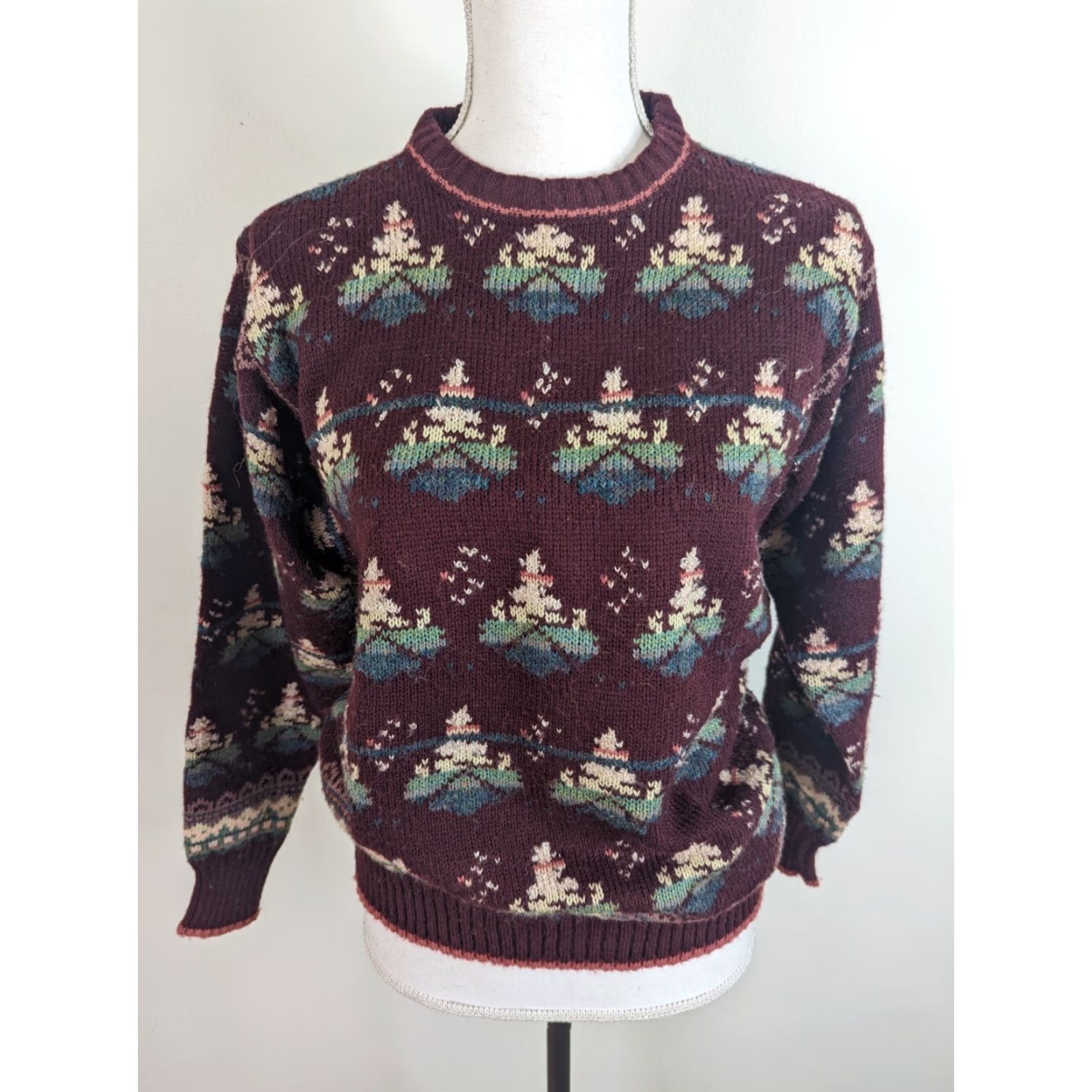 Vintage VINTAGE 90s Red Wool Winter Tree Fair Isle Sweater Wool Crew Neck Pullover S3C Women's Knit Pullover Regular Size S Size S / US 4 / IT 40 - 2 Thumbnail