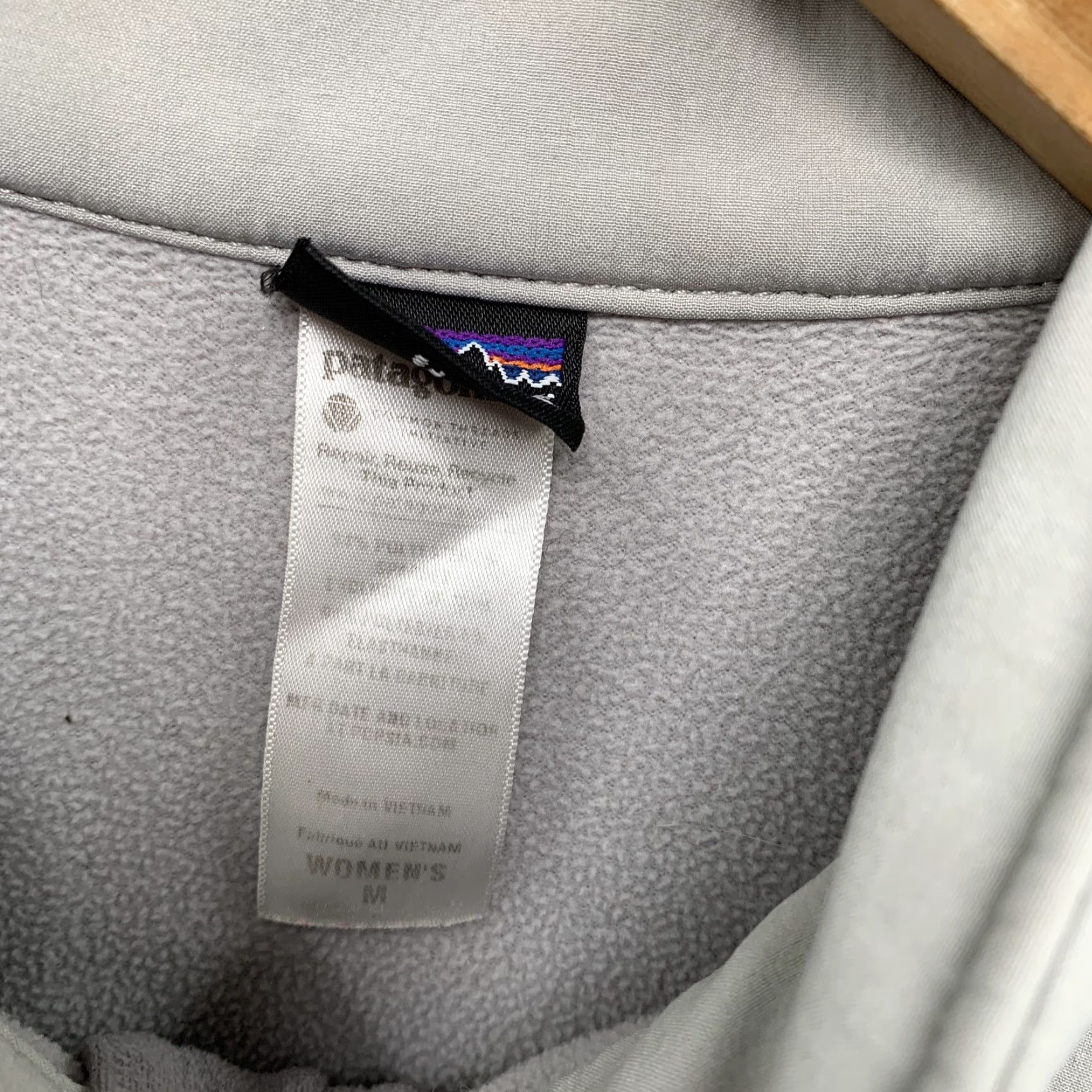Patagonia Patagonia Jacket Womens M Gray Zip-Up Fleece Lined Outdoor Casual Size M / US 6-8 / IT 42-44 - 3 Thumbnail