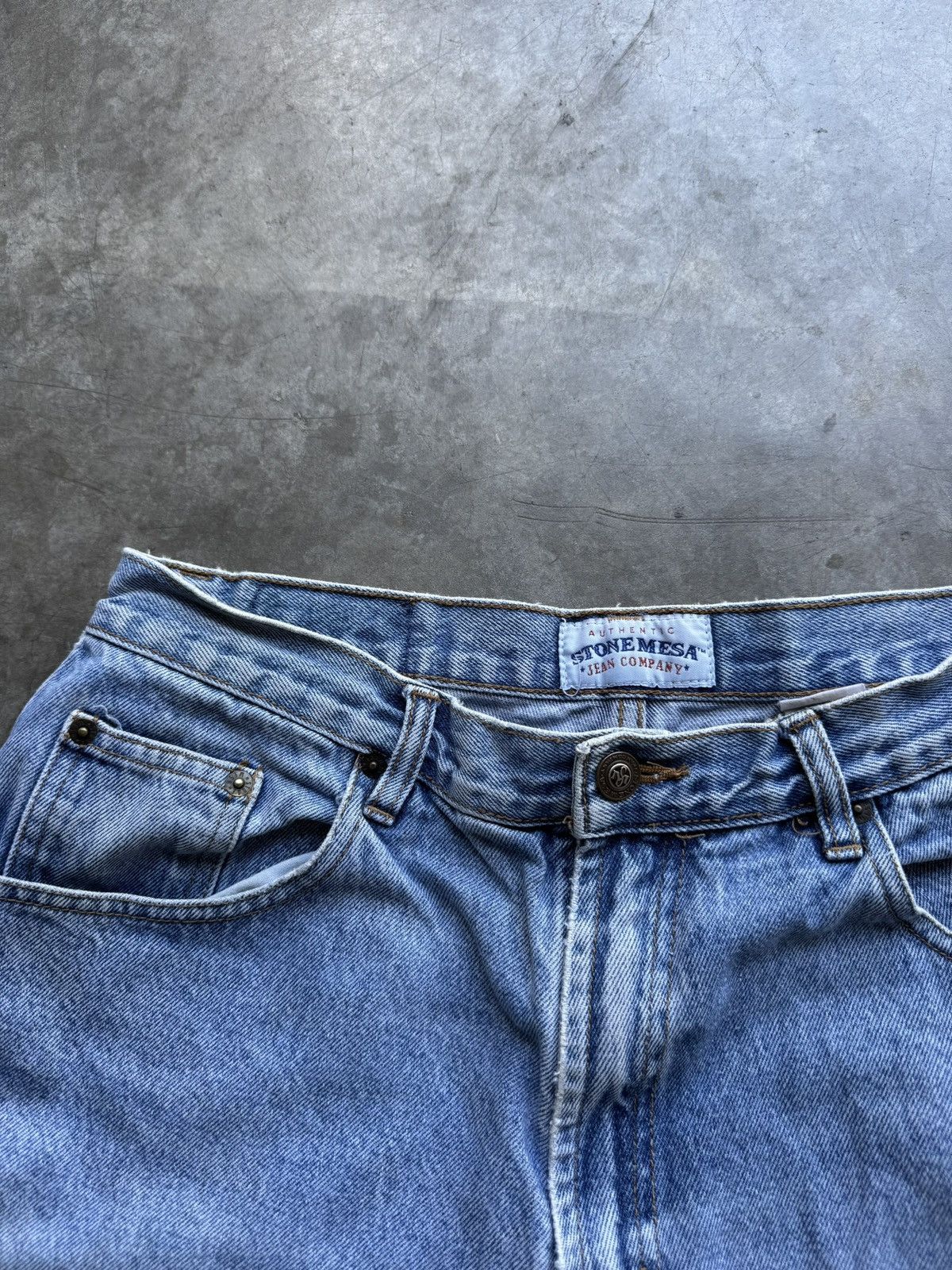 Levi's Vintage 90’s/00’s Stonemesa Light Denim Jean Shorts Size US 32 / EU 48 - 3 Thumbnail