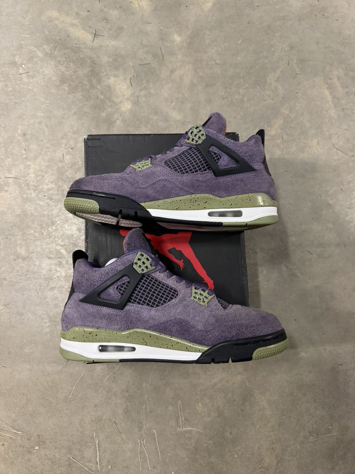 Jordan Brand Jordan 4 Retro WMNS Canyon Purple Size 10W Size US 10 / IT 40 - 3 Thumbnail