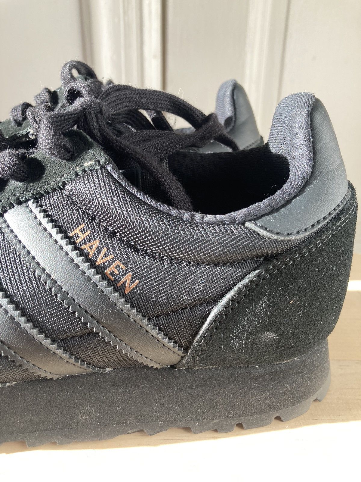 Adidas Adidas Haven Sneaker Size US 10 / EU 43 - 11 Thumbnail