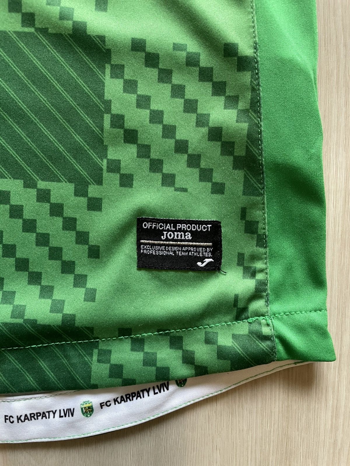 Joma 2014 KARPATY LVIV UKRAINE FOOTBALL SOCCER JERSEY JOMA Sz L Size US L / EU 52-54 / 3 - 4 Thumbnail