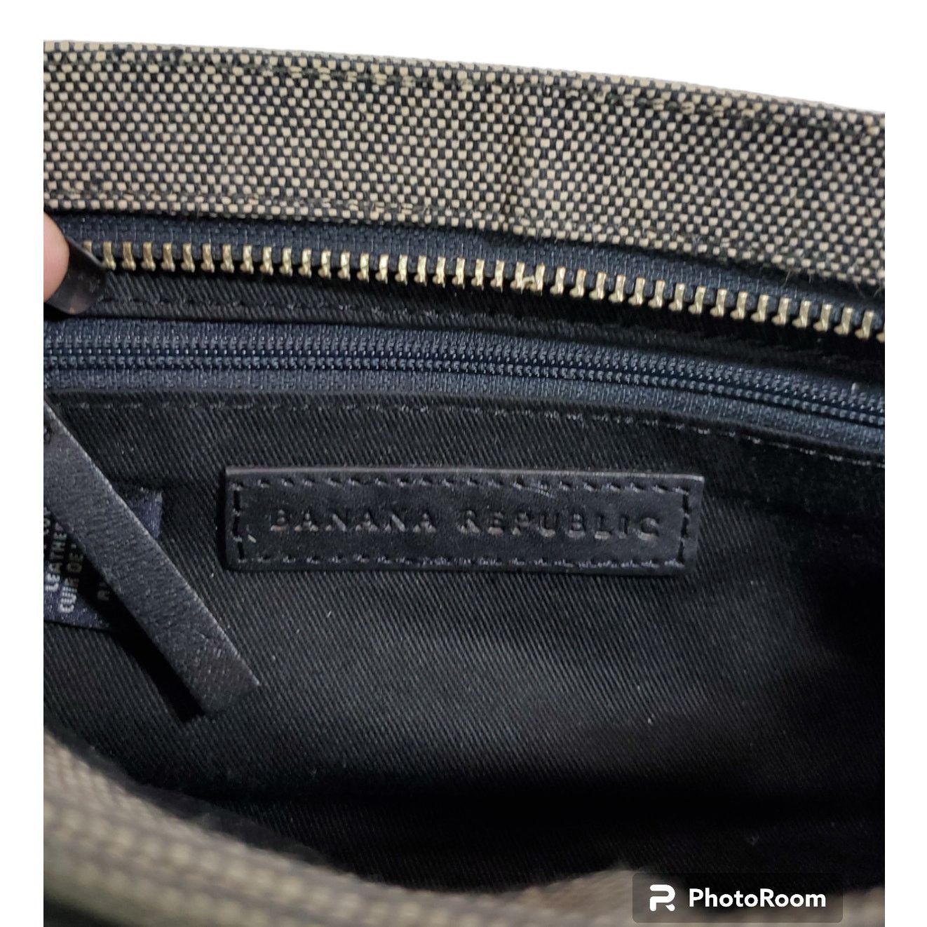 Banana Republic Banana Republic | Black and Tan Clutch w/ Leather Accents Size ONE SIZE - 4 Thumbnail