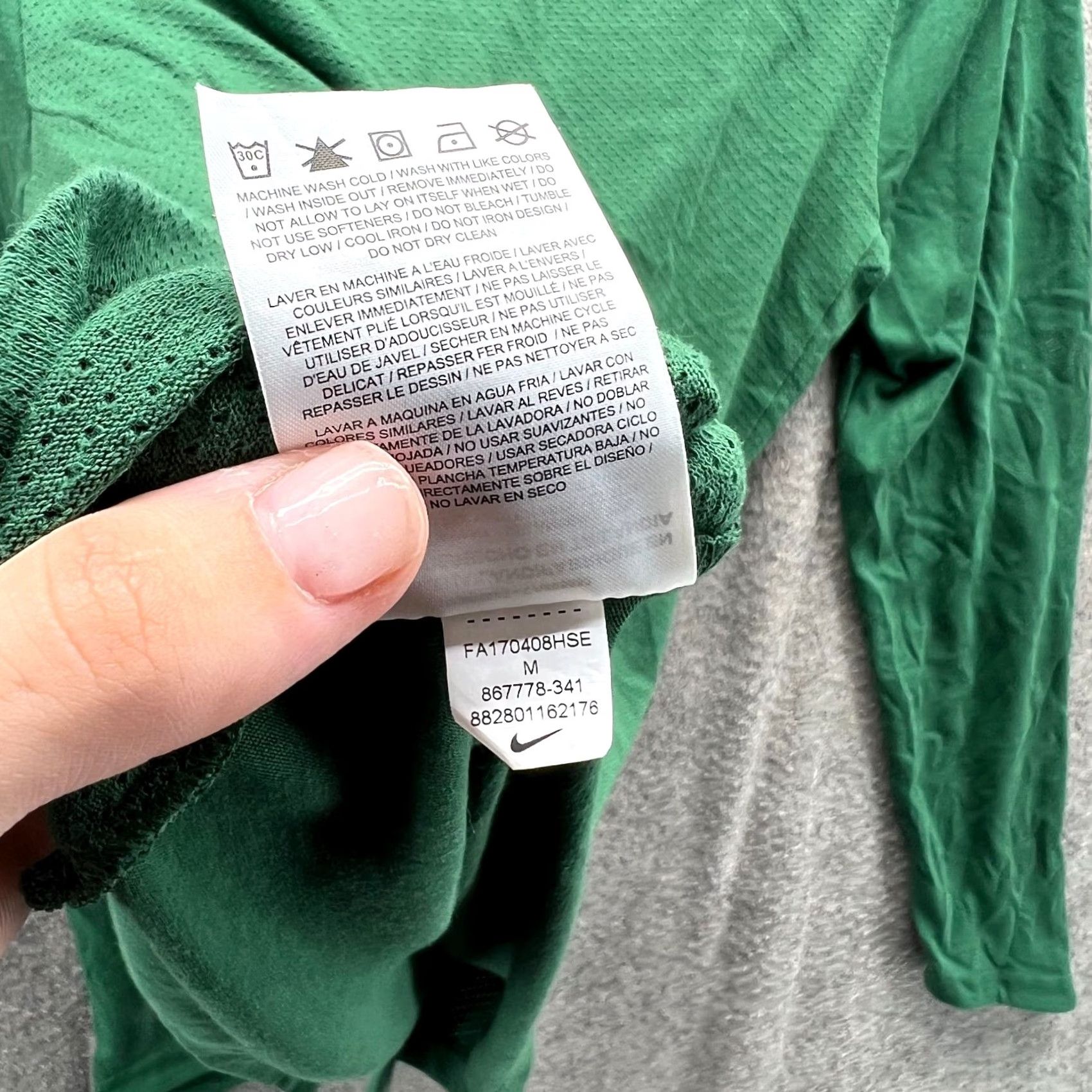 Nike Nike Shirt Mens Medium Green Dri-Fit Athletic Long Sleeve Crewneck Shirt Size US M / EU 48-50 / 2 - 3 Thumbnail