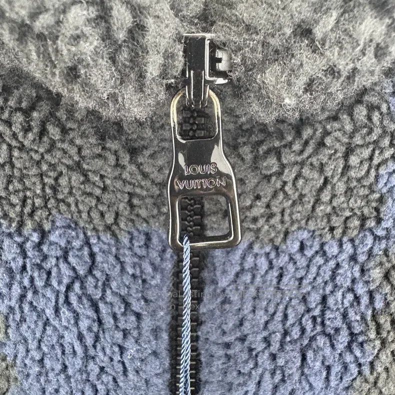 Louis Vuitton Louis Vuitton Blue and black checkerboard teddy jacket Size US M / EU 48-50 / 2 - 3 Thumbnail