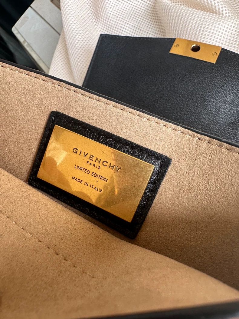 Givenchy Givenchy Small GV3 Chain Bag, Classic Black with Snake Pri Size ONE SIZE - 8 Thumbnail