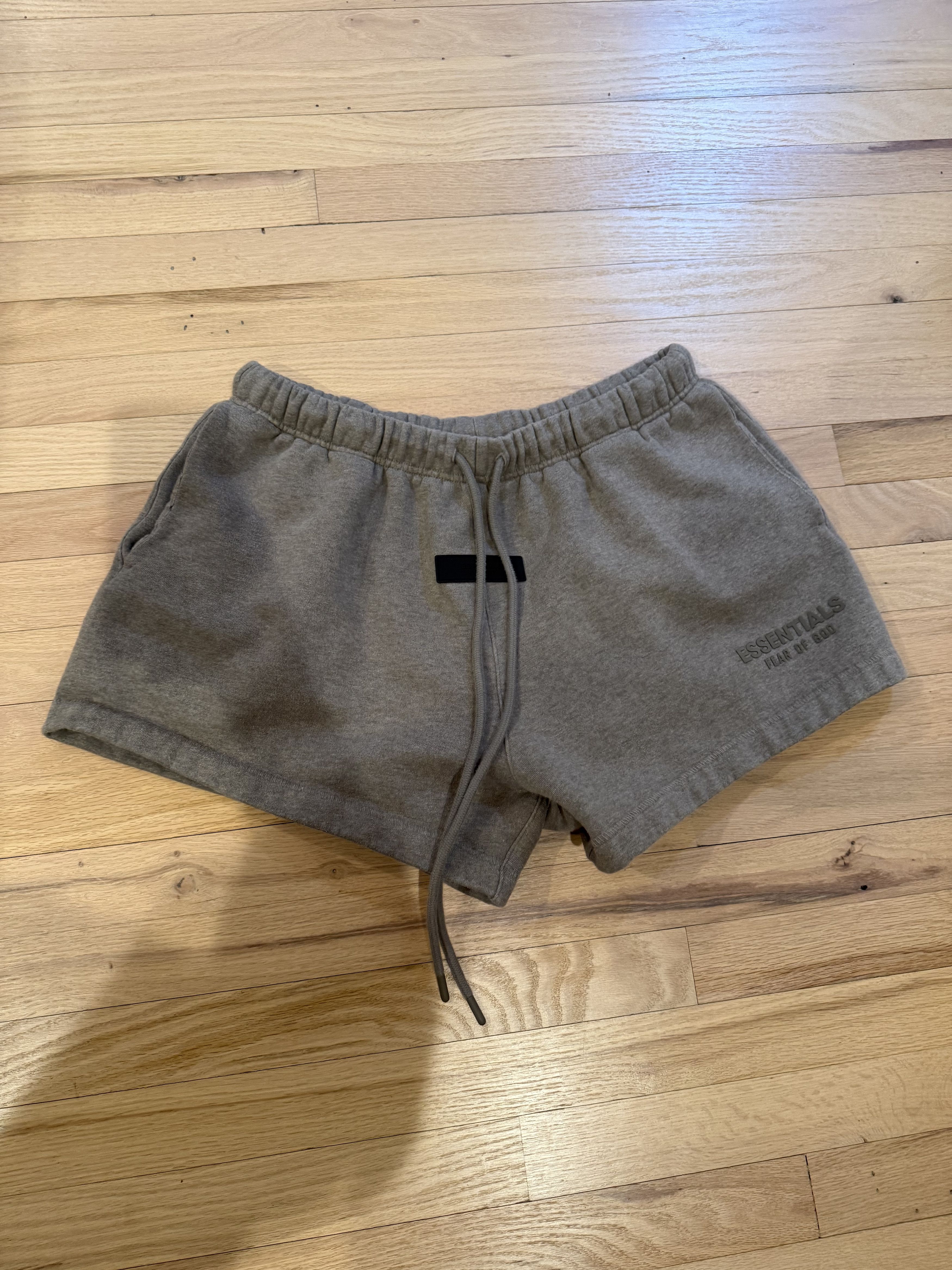Dark Oatmeal Essential Shorts