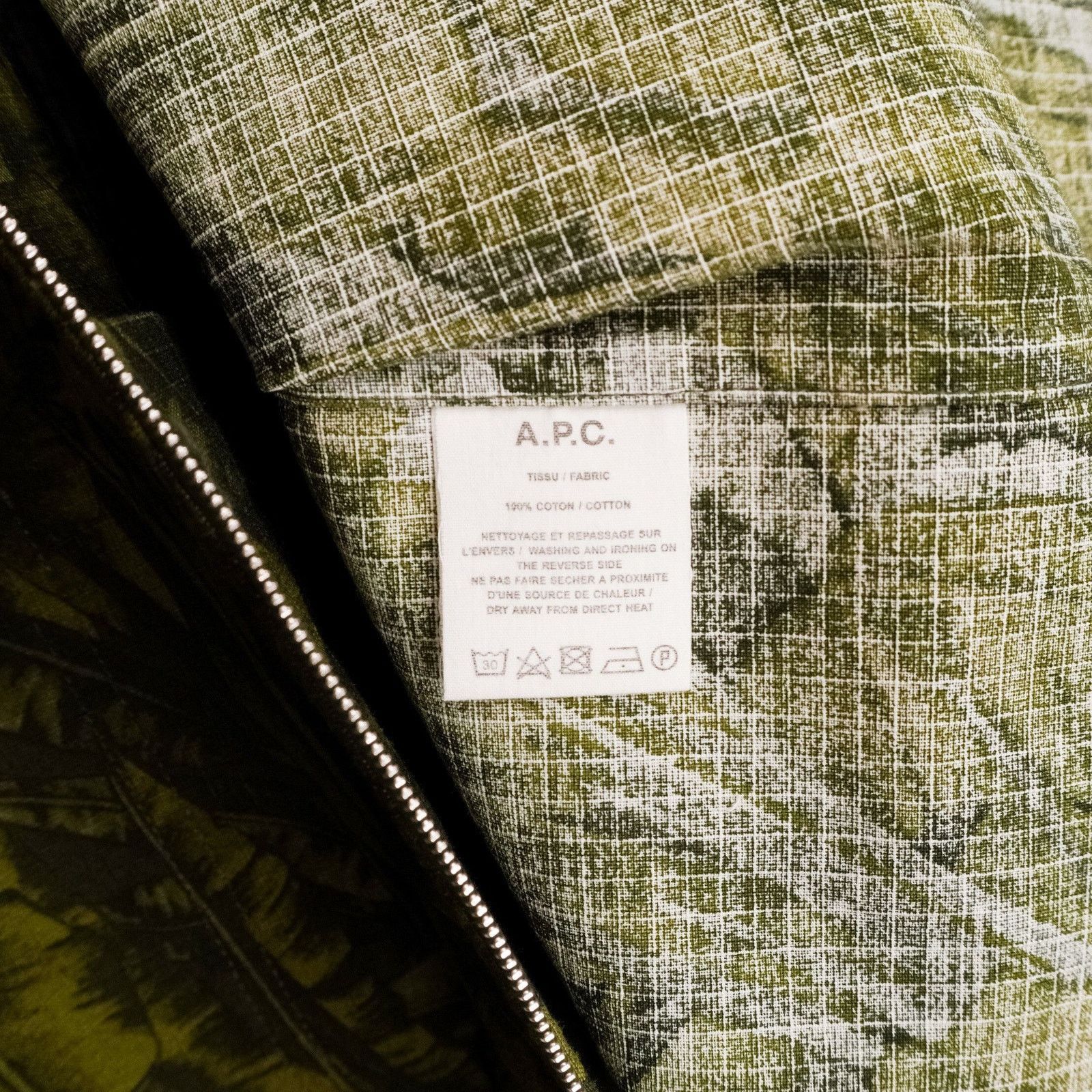 A.P.C. A.P.C. Harry Camouflage Print Green Ripstop Zip Jacket Size US L / EU 52-54 / 3 - 13 Thumbnail