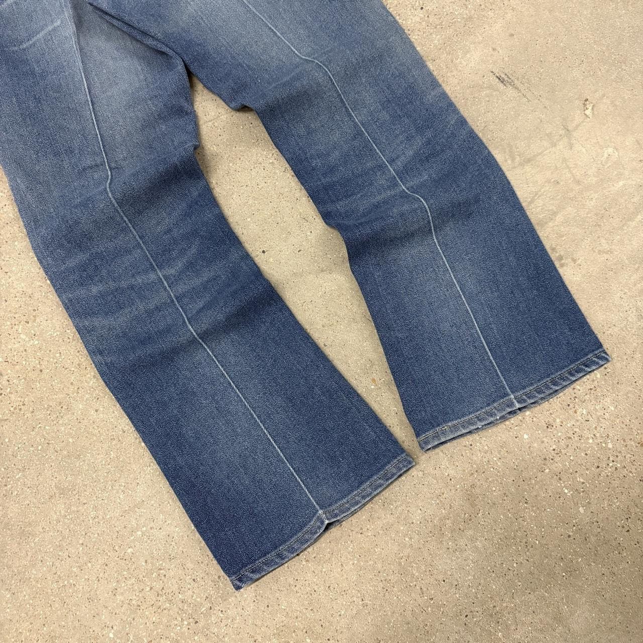 Vintage Vintage Lee Riders Union Made Faded & Worn Bootcut Jeans Size US 35 - 6 Thumbnail