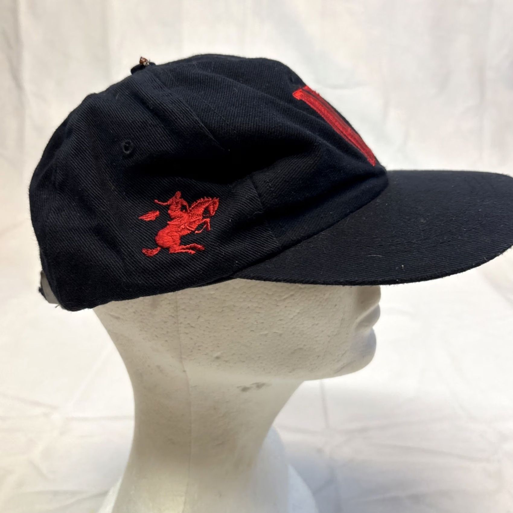 Marlboro VINTAGE Marlboro Man Cigarettes Cap Black M Cowboy 80s 90s Dad Hat Adjustable Mens Size ONE SIZE - 4 Thumbnail