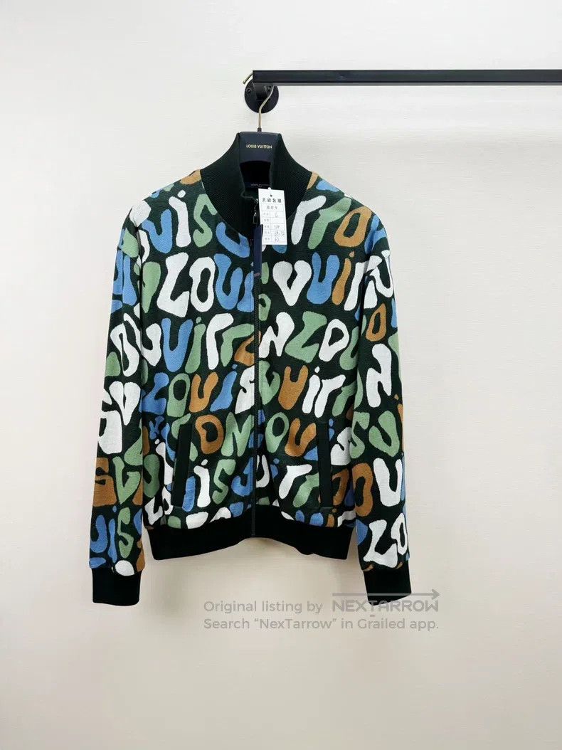 Louis Vuitton Cartoon Letter Graffiti Full Print Sweater J