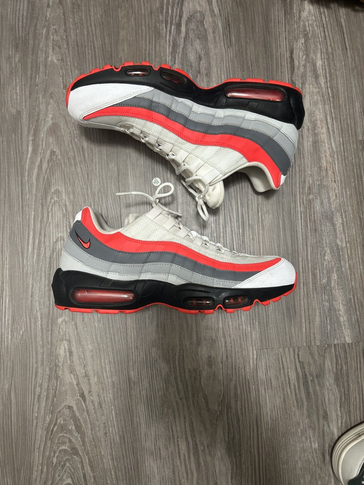 Nike Nike Air Max Size US 11 / EU 44 - 3 Thumbnail