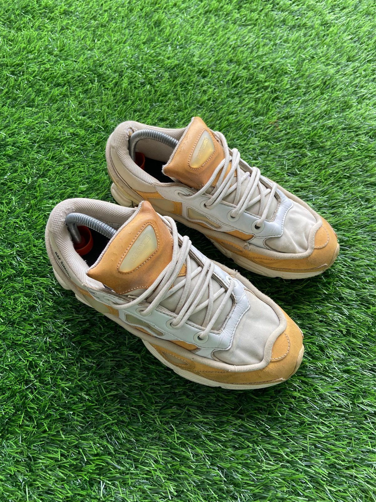 Adidas × Raf Simons Adidas Raf Simons Ozweego Bunny Cream 2017 Size US 8.5 / EU 41-42 - 6 Thumbnail
