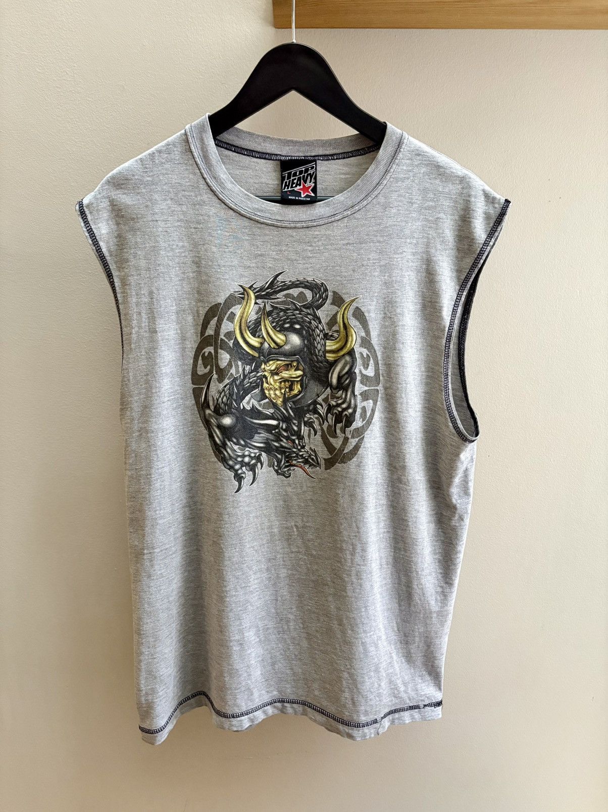 Vintage Top Heavy VTG Y2K grey tribal skull sleeveless shirt L Size US L / EU 52-54 / 3 - 1 Thumbnail