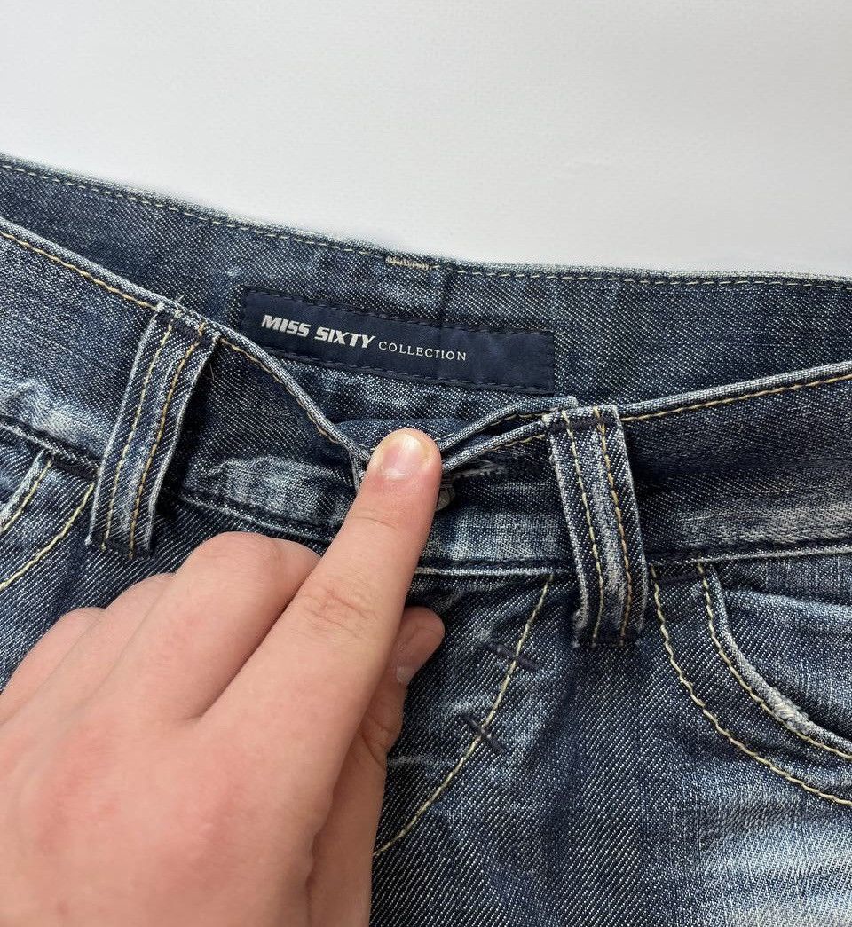 Miss Sixty Miss Sixty Mini Denim Shorts Size 26" / US 2 / IT 38 - 5 Thumbnail