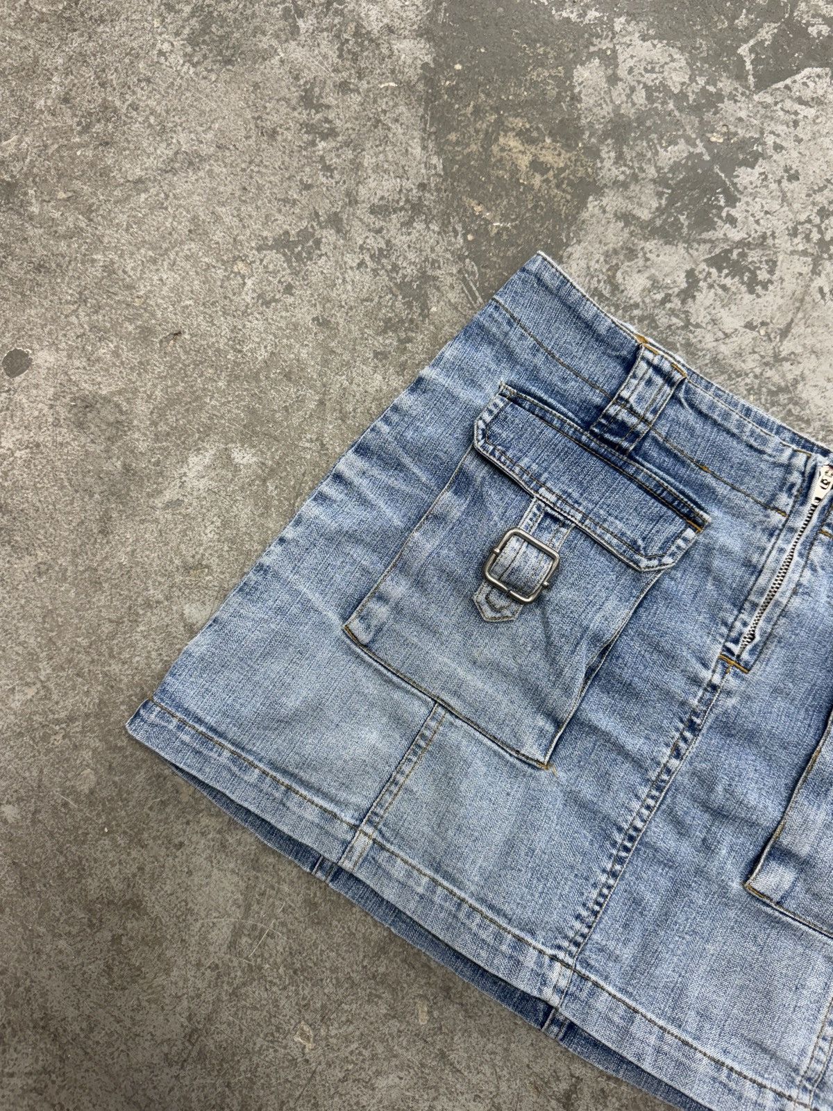 Vintage Vintage Denim y2k Mini Skirt Size 29" - 4 Thumbnail