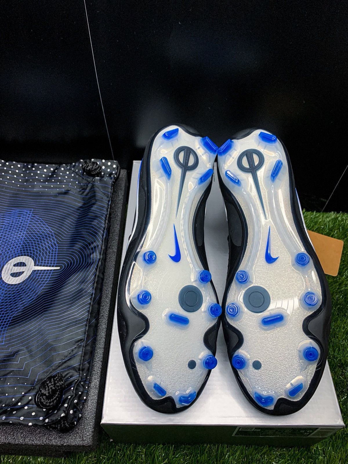 Nike Nike Tiempo Legend 10 Elite Size US 8 / EU 41 - 4 Thumbnail
