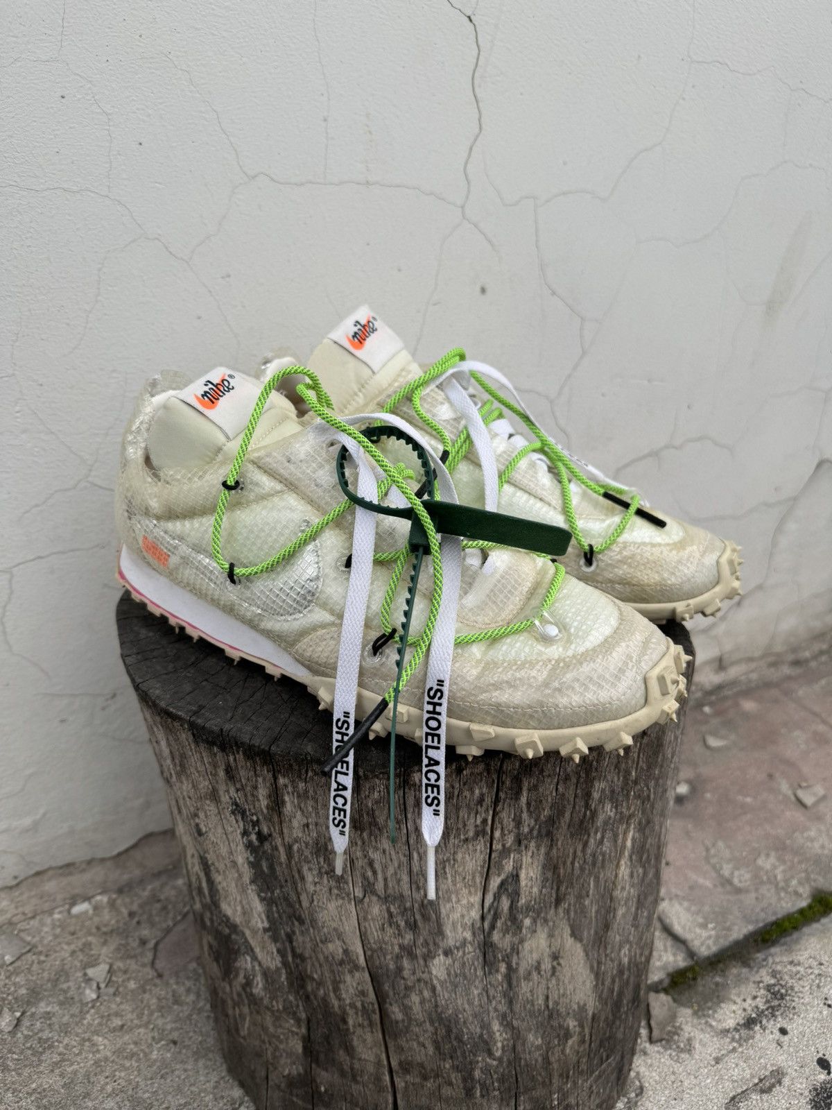 Nike Off-White high quality Waffle Racer in Electric Green