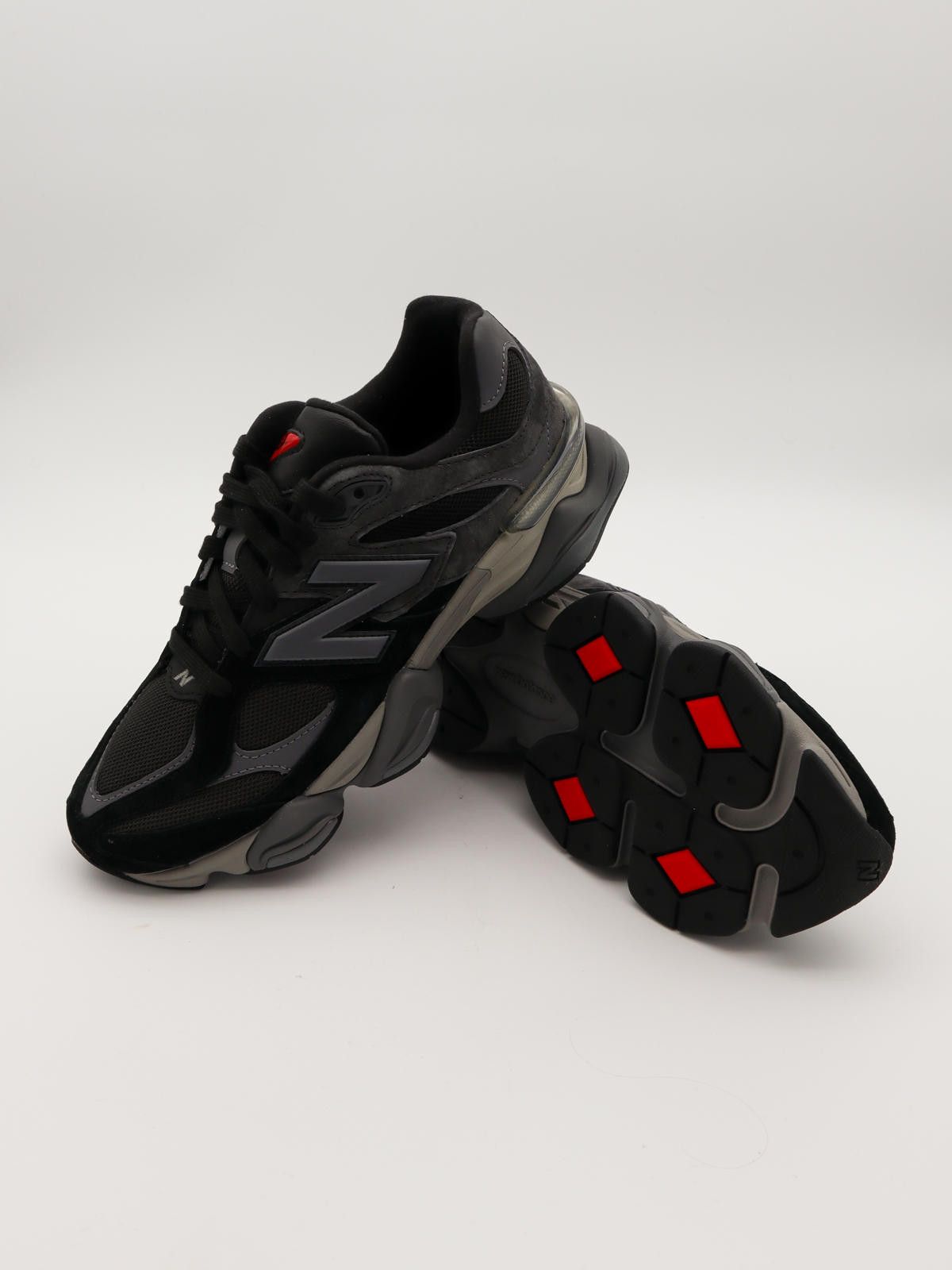 New Balance New Balance 9060 – U9060FL – Brand New in Box - UK 7.5 Size US 8.5 / EU 41-42 - 2 Thumbnail