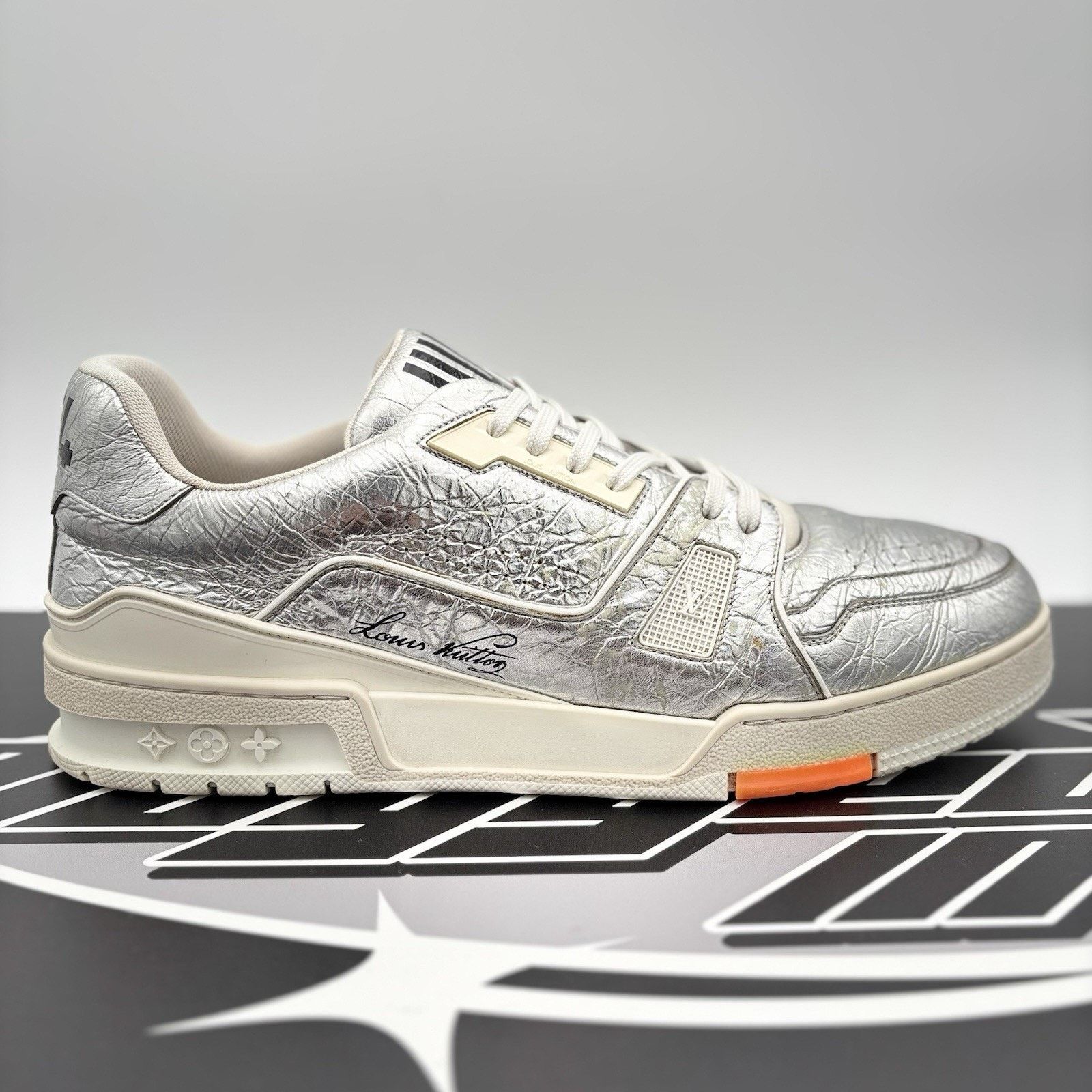 Louis Vuitton Louis Vuitton Trainer Low ' Metallic Silver Orange ' Size US 11.5 / EU 44-45 - 2 Thumbnail
